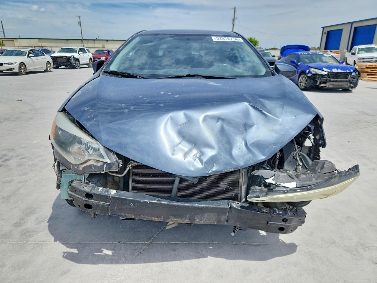 2015 Toyota Corolla Le Gray vin: 5YFBURHE5FP305591