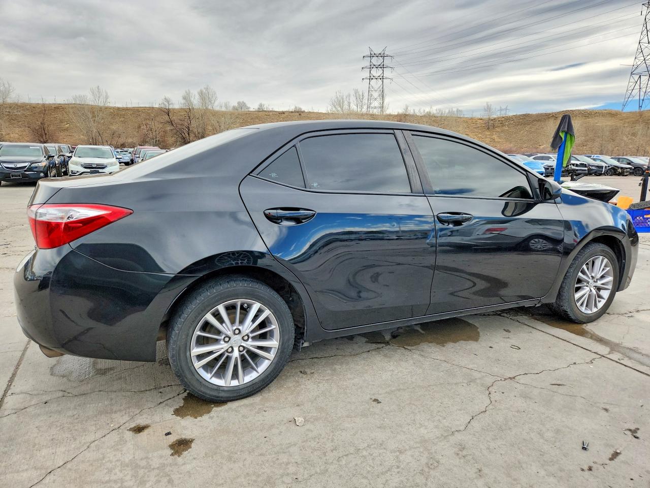 2015 Toyota Corolla Le Plus Black vin: 5YFBURHE5FP306191