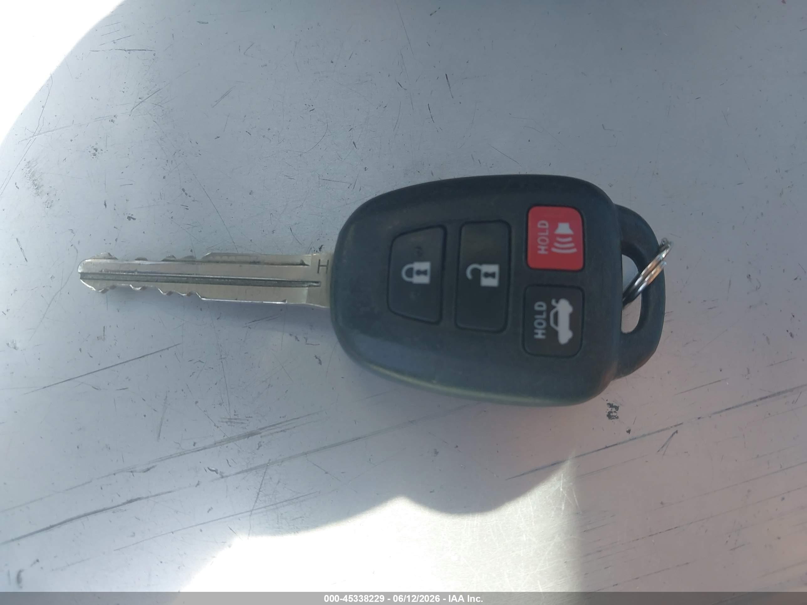 2015 Toyota Corolla S Plus Черный vin: 5YFBURHE5FP315974
