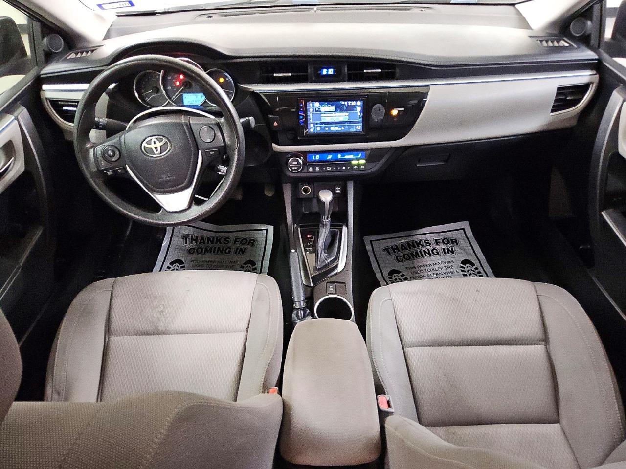 2015 Toyota Corolla Le Gray vin: 5YFBURHE5FP319619