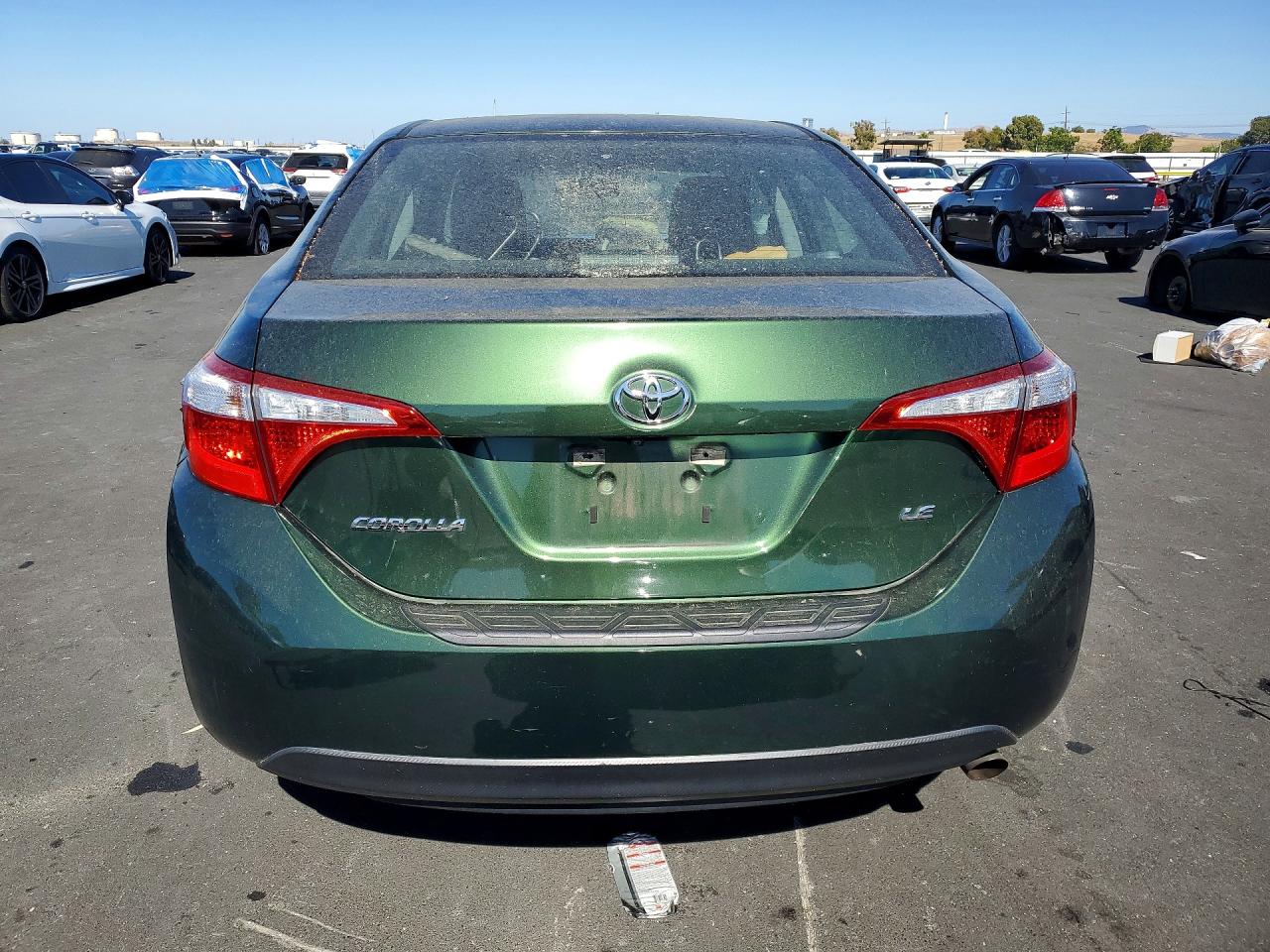 2015 Toyota Corolla Le Green vin: 5YFBURHE5FP342026