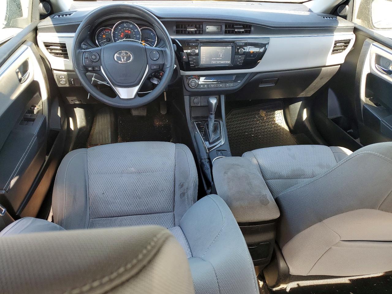 2015 Toyota Corolla Le Green vin: 5YFBURHE5FP342026