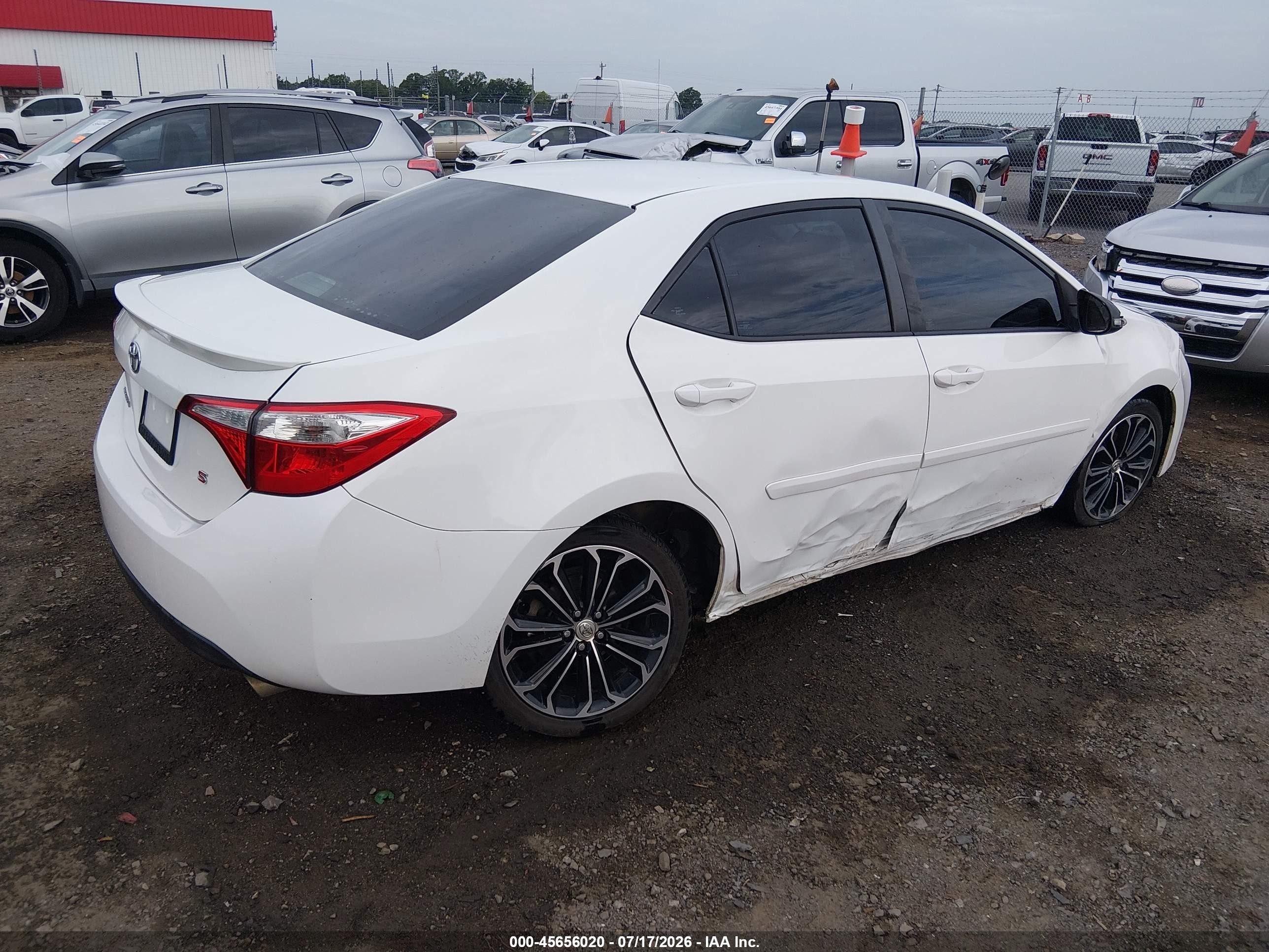 2015 Toyota Corolla S Plus Белый vin: 5YFBURHE5FP350854