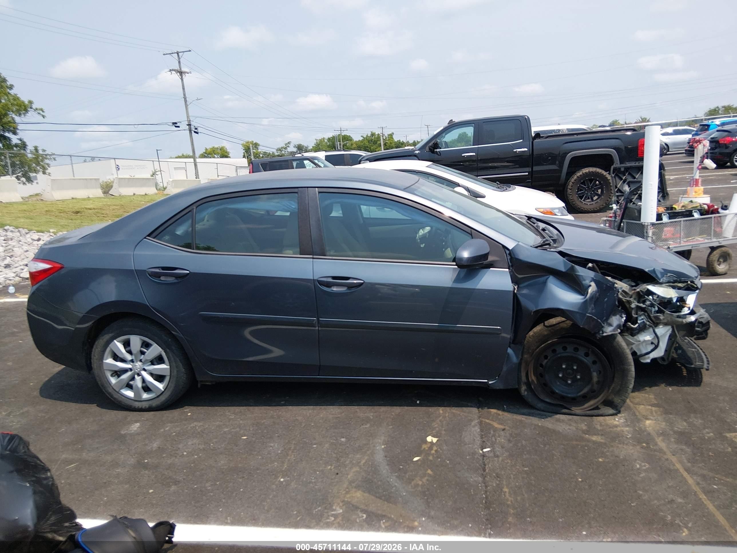 2015 Toyota Corolla Le Blue vin: 5YFBURHE5FP352037