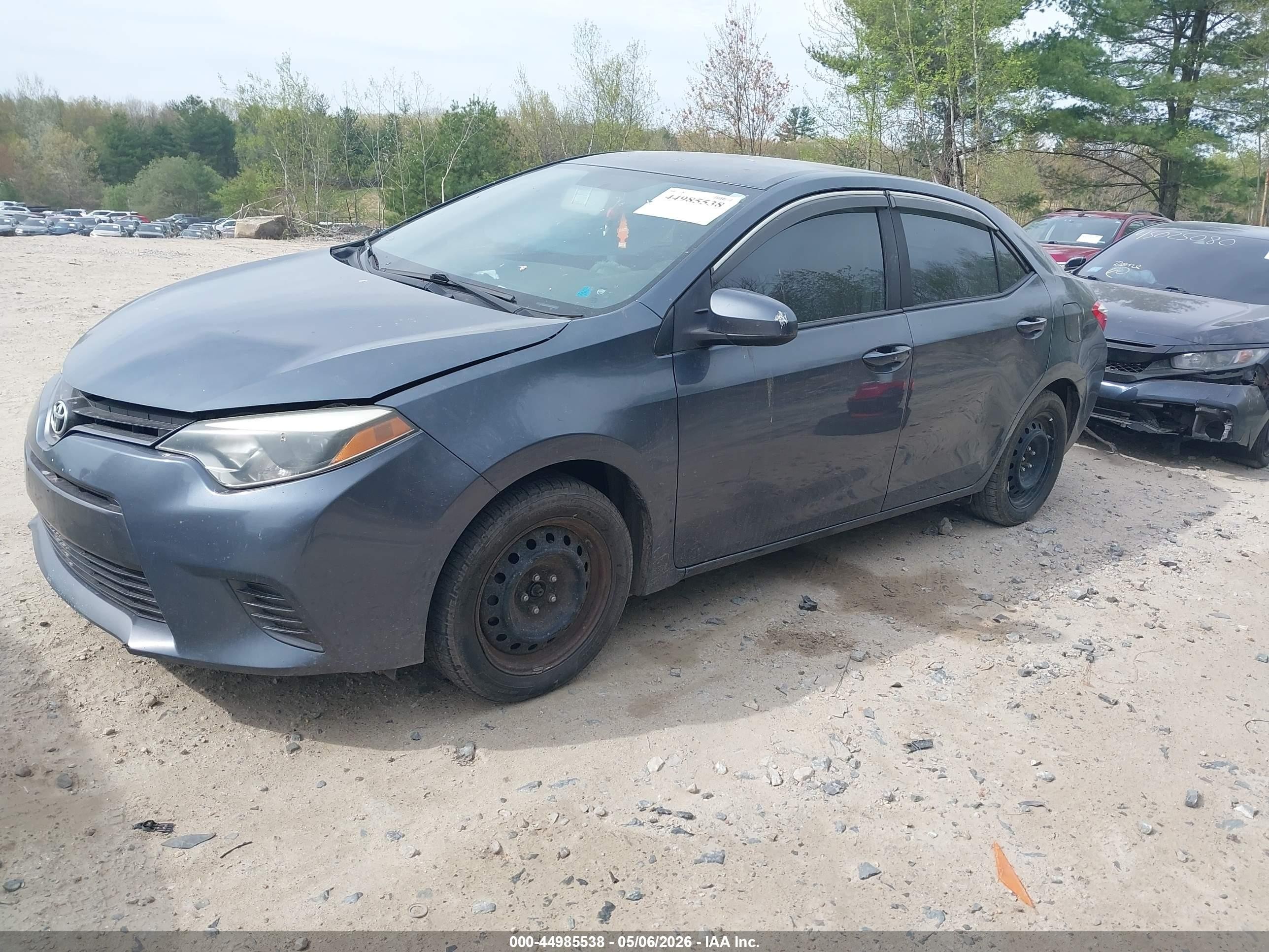 2015 Toyota Corolla Le Gray vin: 5YFBURHE5FP352880