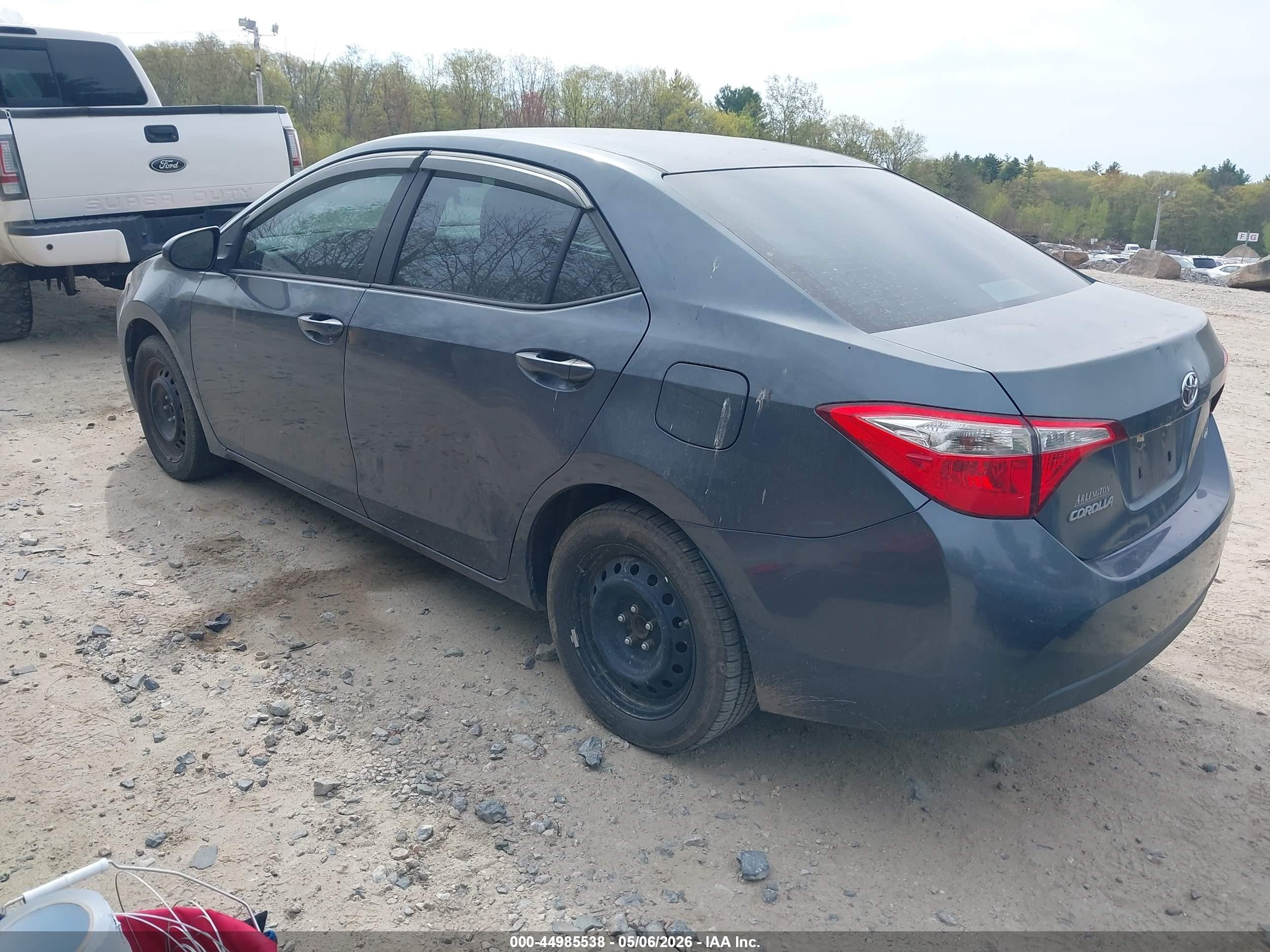 2015 Toyota Corolla Le Gray vin: 5YFBURHE5FP352880
