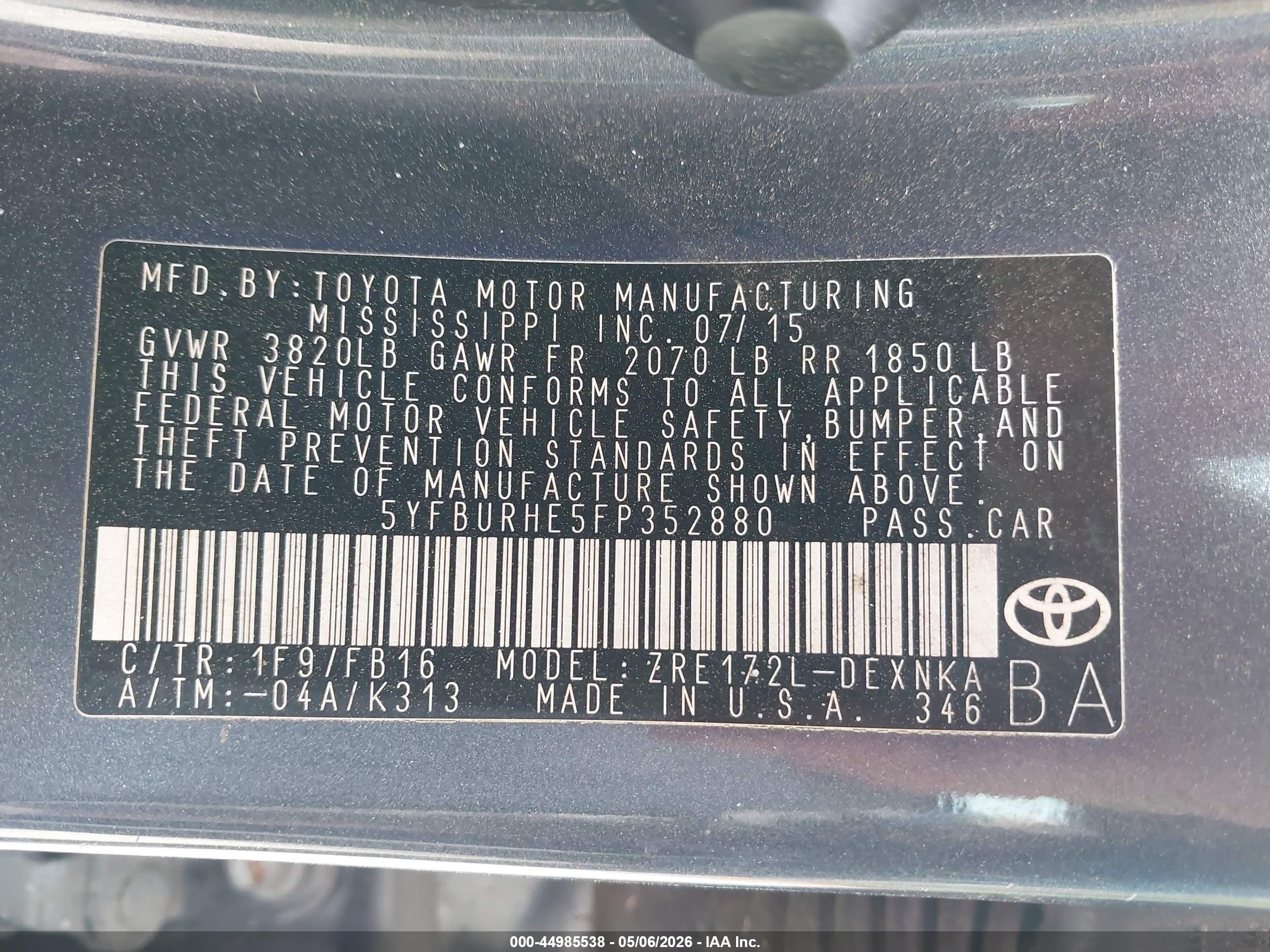 2015 Toyota Corolla Le Gray vin: 5YFBURHE5FP352880