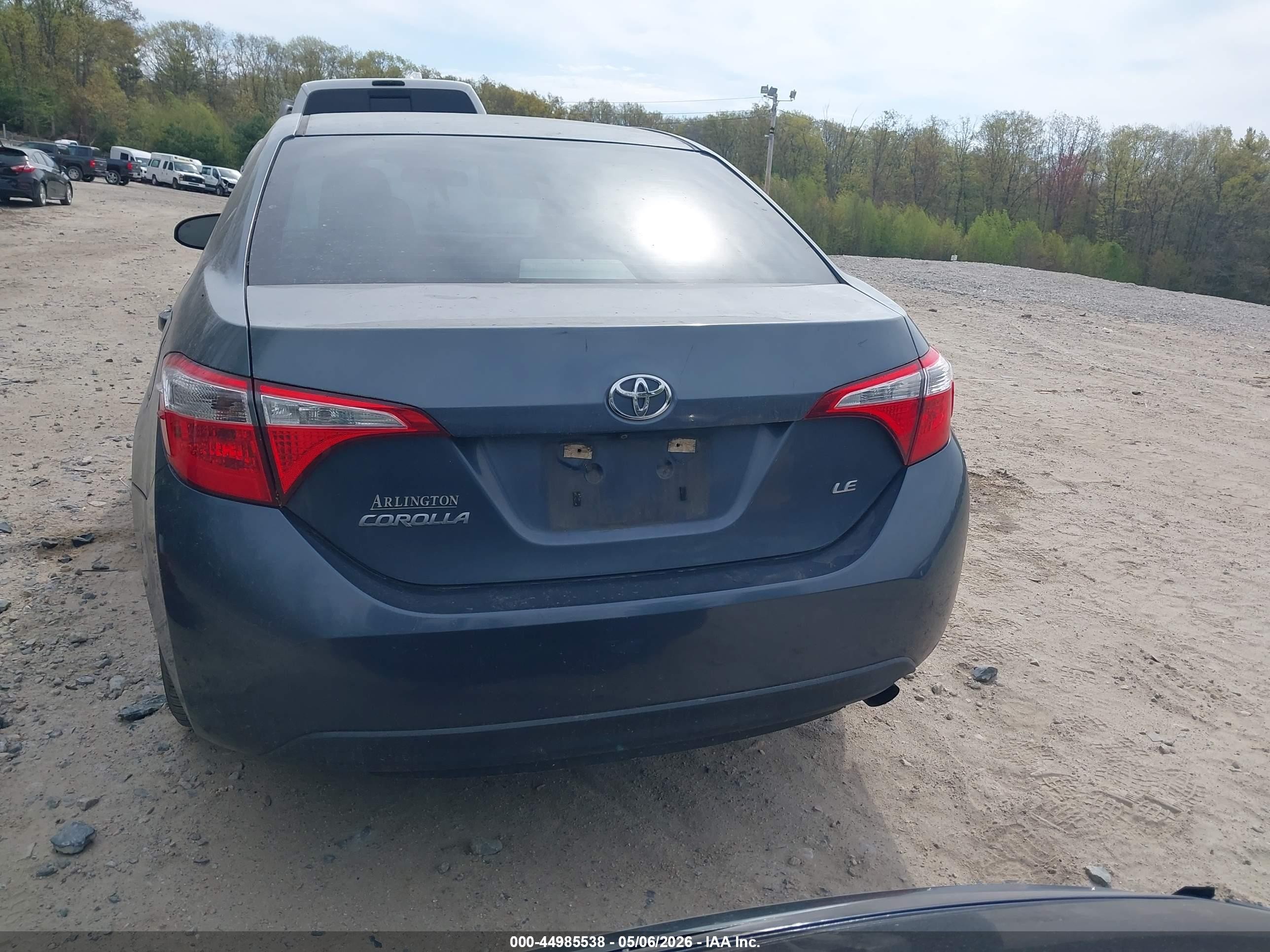 2015 Toyota Corolla Le Gray vin: 5YFBURHE5FP352880