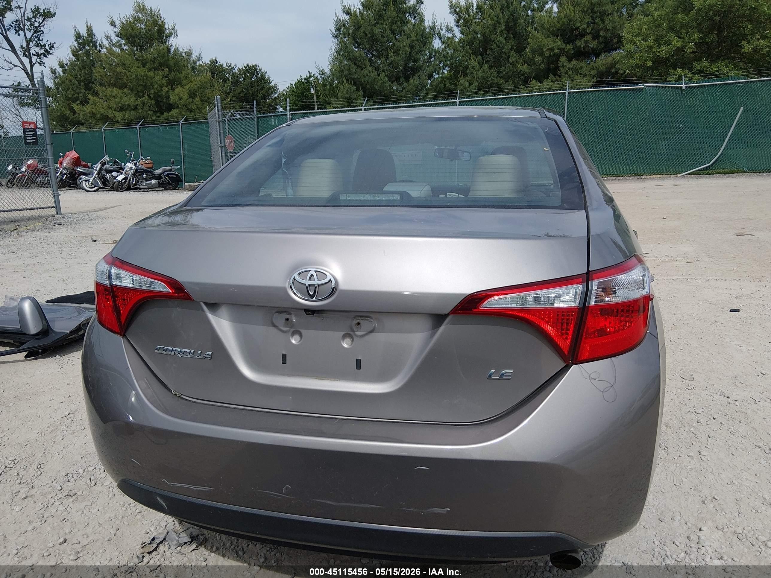 2016 Toyota Corolla Le Серый vin: 5YFBURHE5GP431127