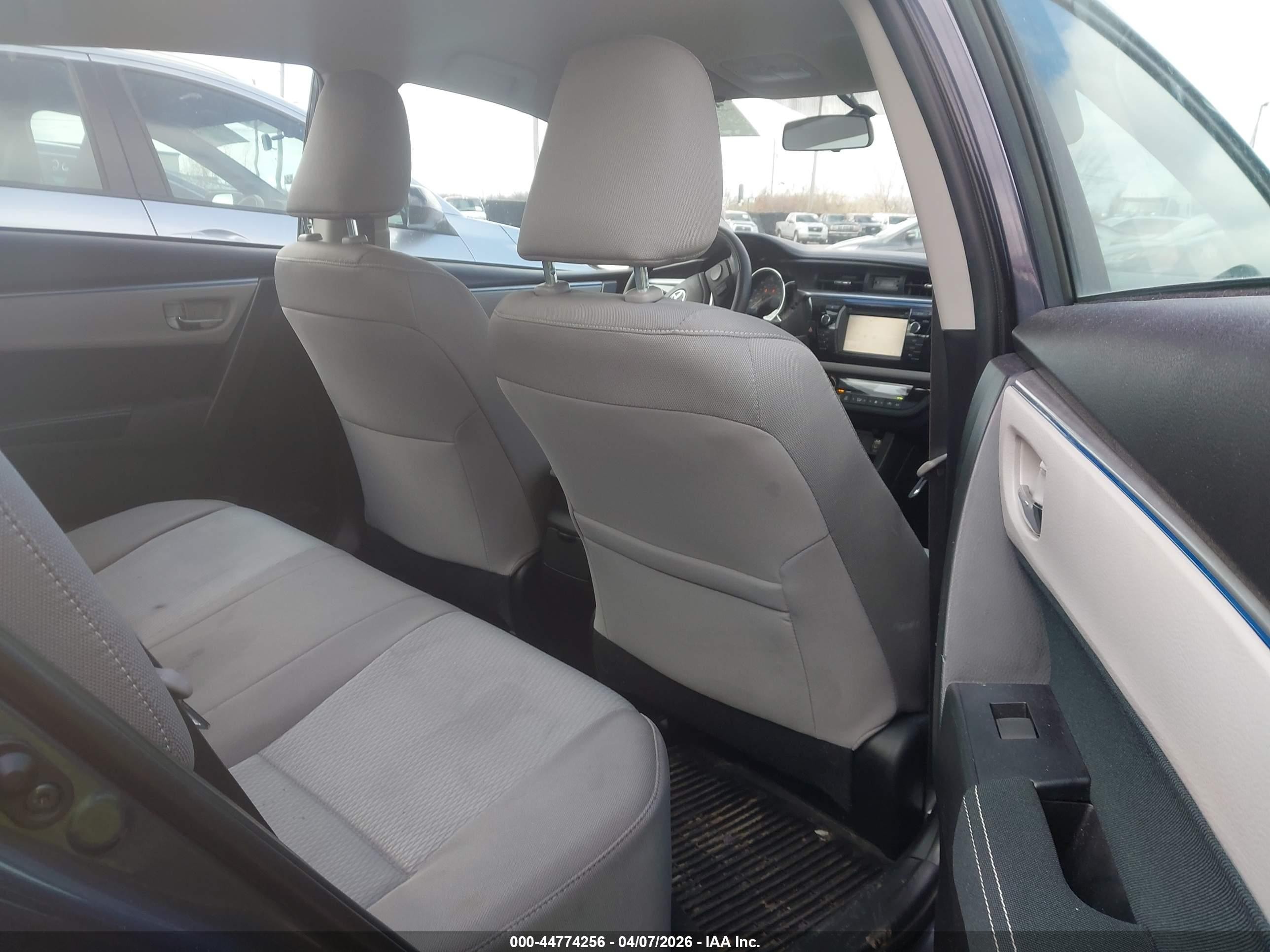 2016 Toyota Corolla Le Gray vin: 5YFBURHE5GP505016