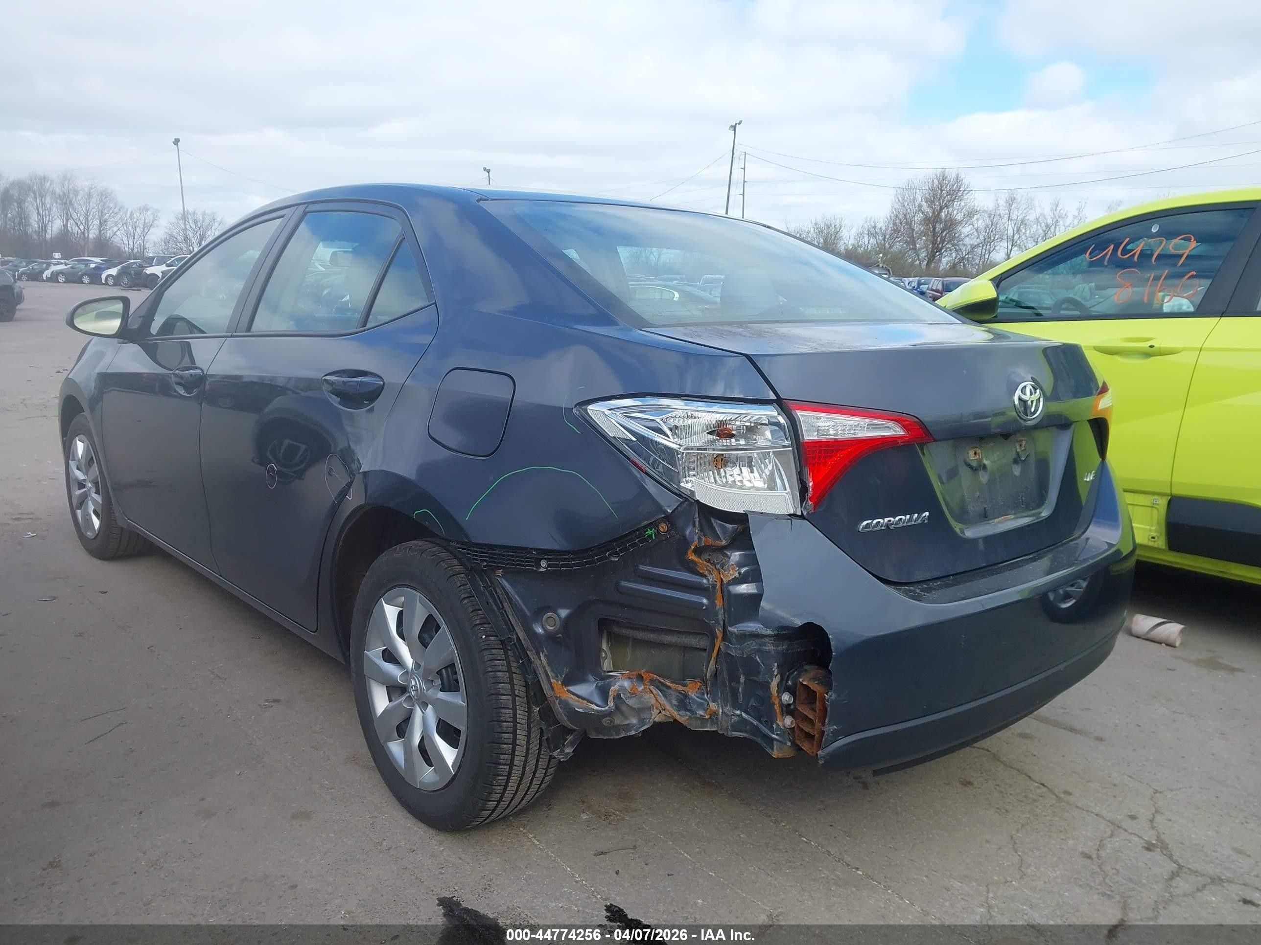 2016 Toyota Corolla Le Gray vin: 5YFBURHE5GP505016