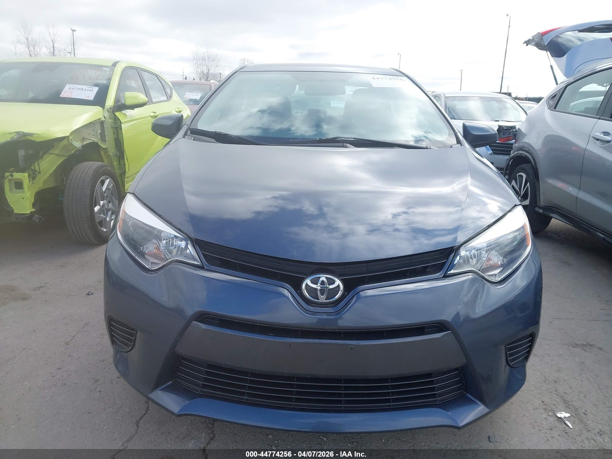 2016 Toyota Corolla Le Gray vin: 5YFBURHE5GP505016