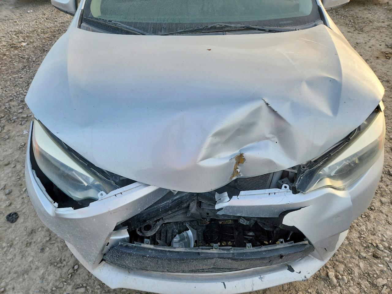 2014 Toyota Corolla Le Plus Silver vin: 5YFBURHE6EP003127