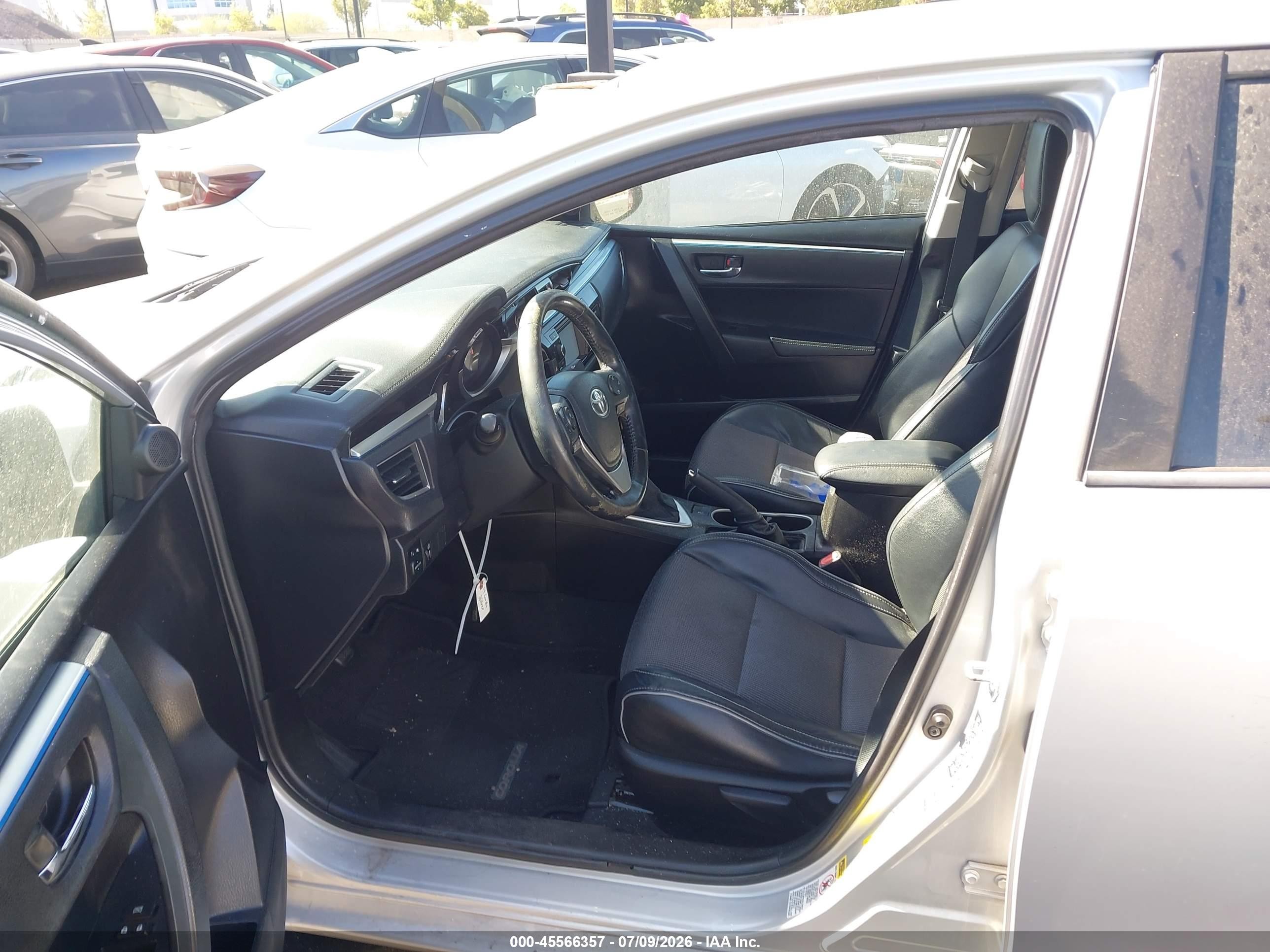 2014 Toyota Corolla S Plus Silver vin: 5YFBURHE6EP007856