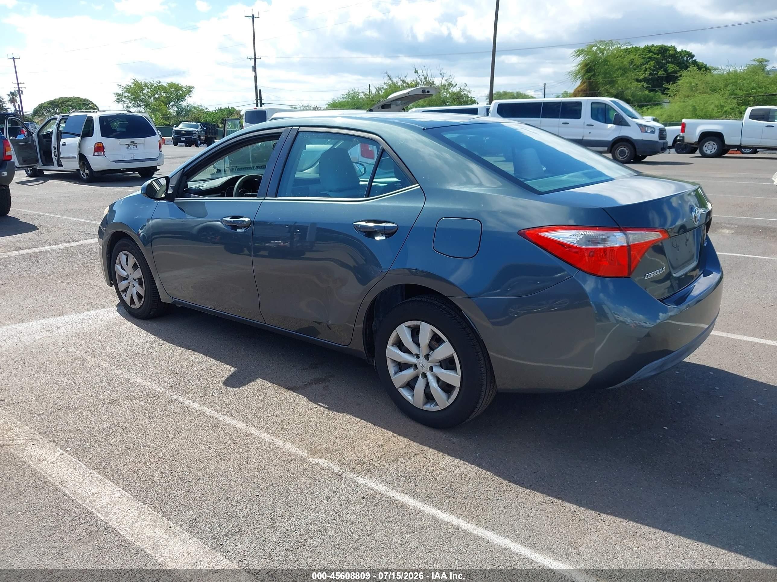 2014 Toyota Corolla Le/le Plus/le Premium Blue vin: 5YFBURHE6EP009221