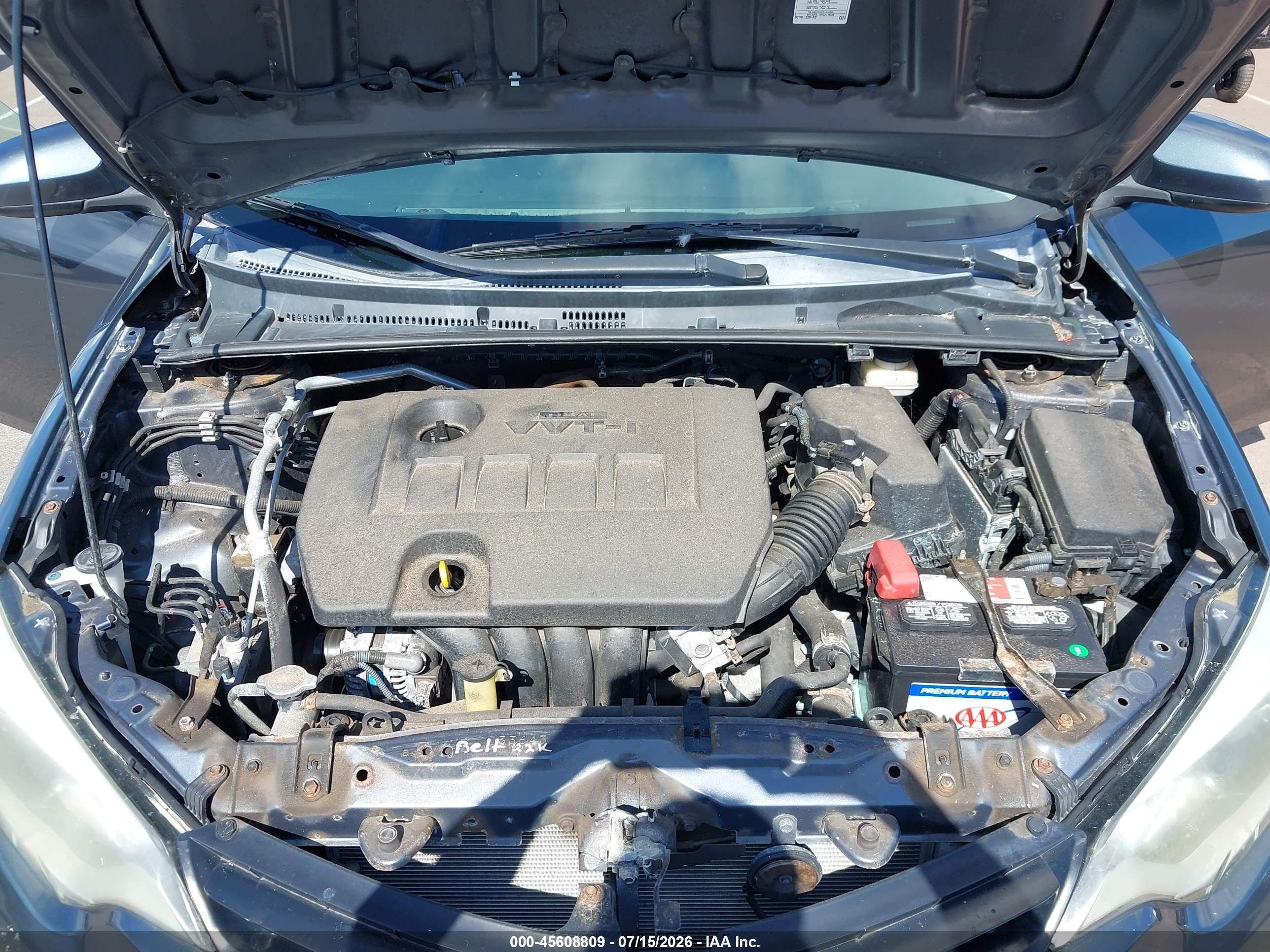 2014 Toyota Corolla Le/le Plus/le Premium Blue vin: 5YFBURHE6EP009221