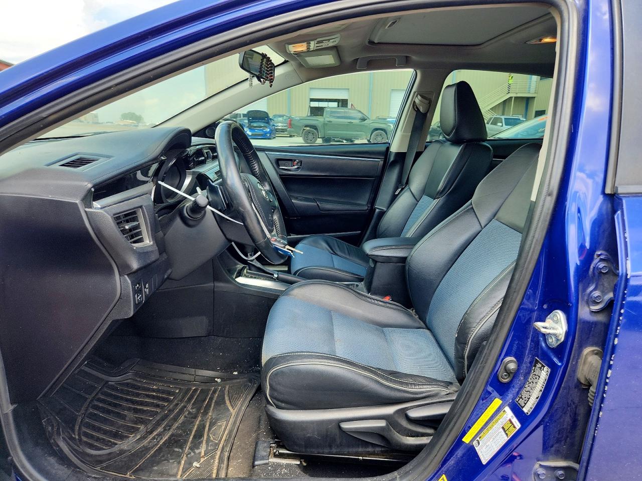 2014 Toyota Corolla S Plus Blue vin: 5YFBURHE6EP071136
