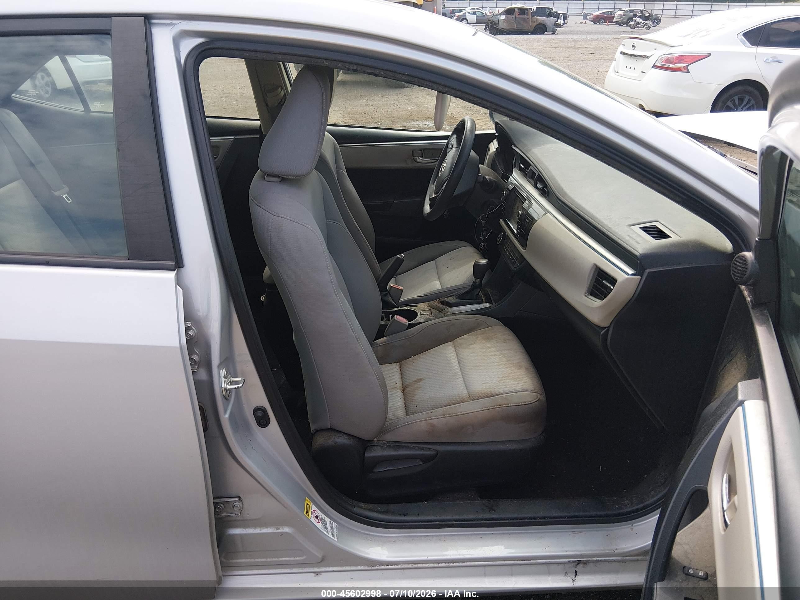 2014 Toyota Corolla Le Silver vin: 5YFBURHE6EP077261