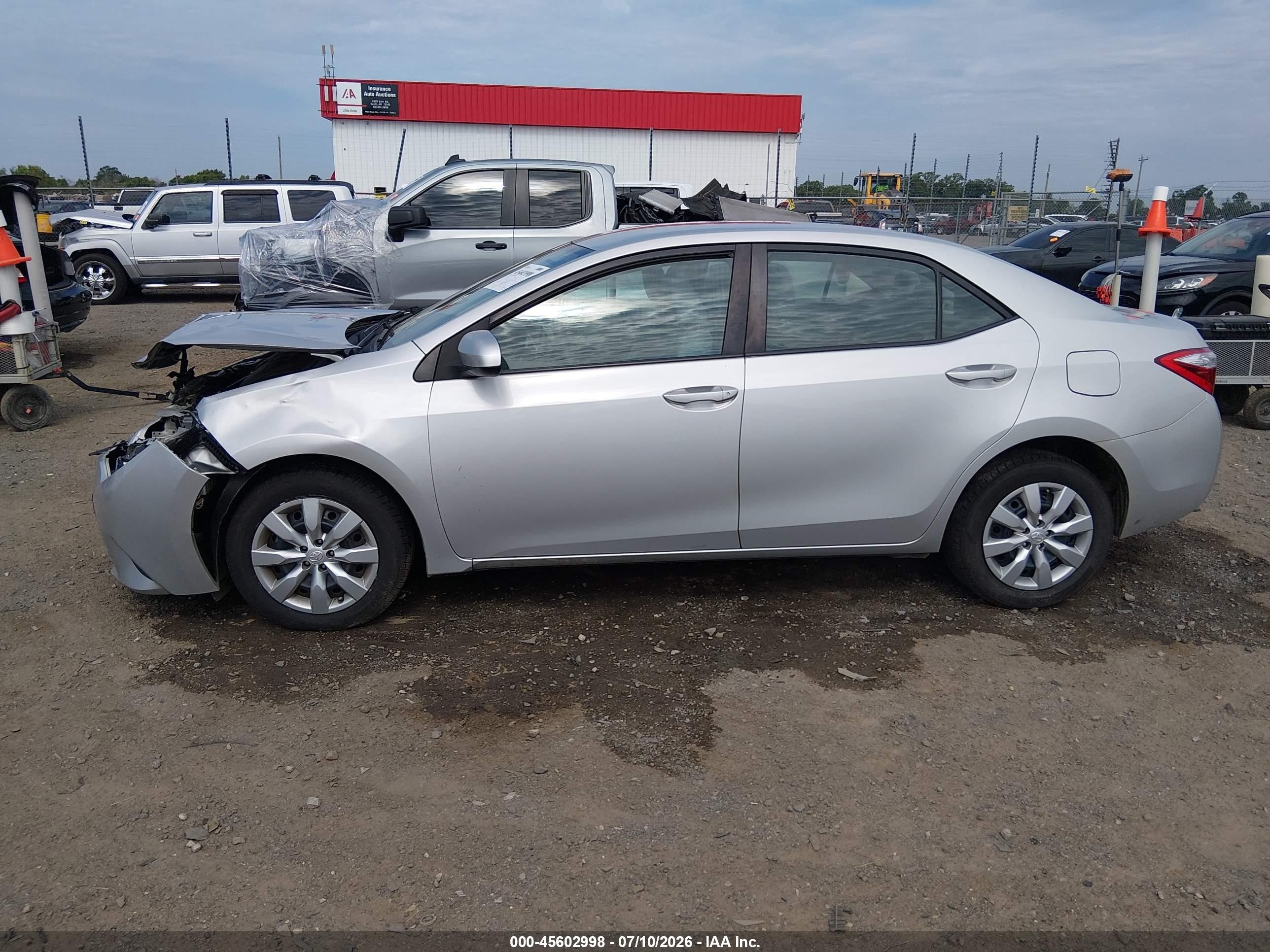 2014 Toyota Corolla Le Silver vin: 5YFBURHE6EP077261
