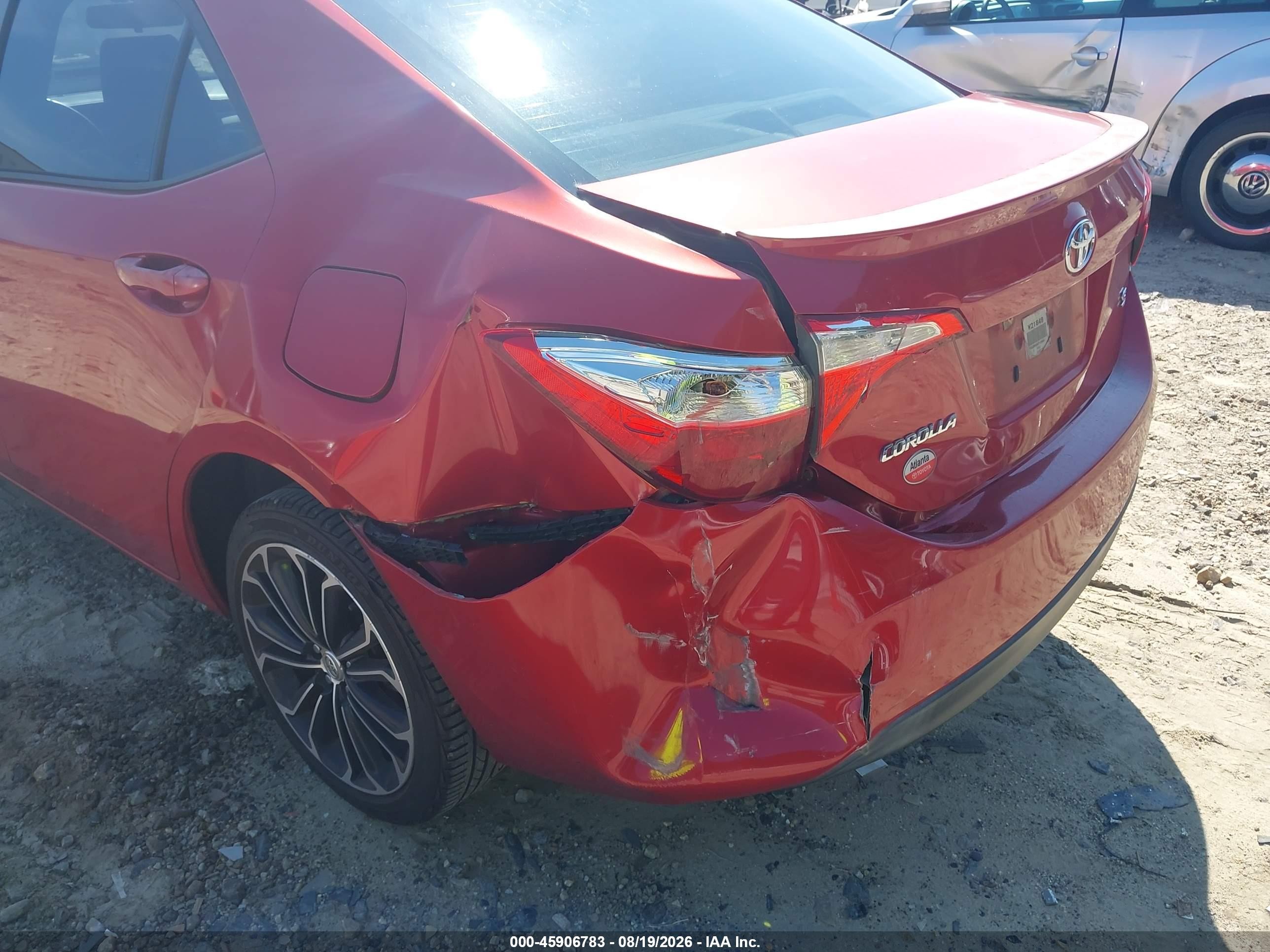 2014 Toyota Corolla S Plus Red vin: 5YFBURHE6EP120853