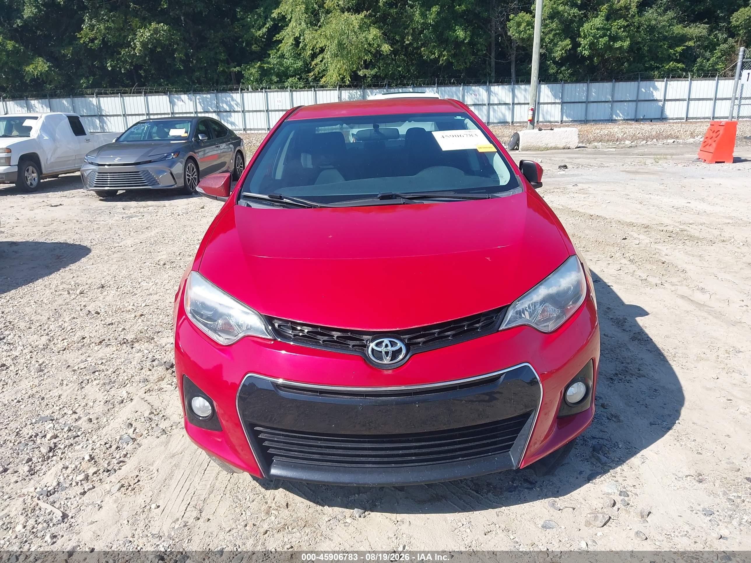 2014 Toyota Corolla S Plus Red vin: 5YFBURHE6EP120853