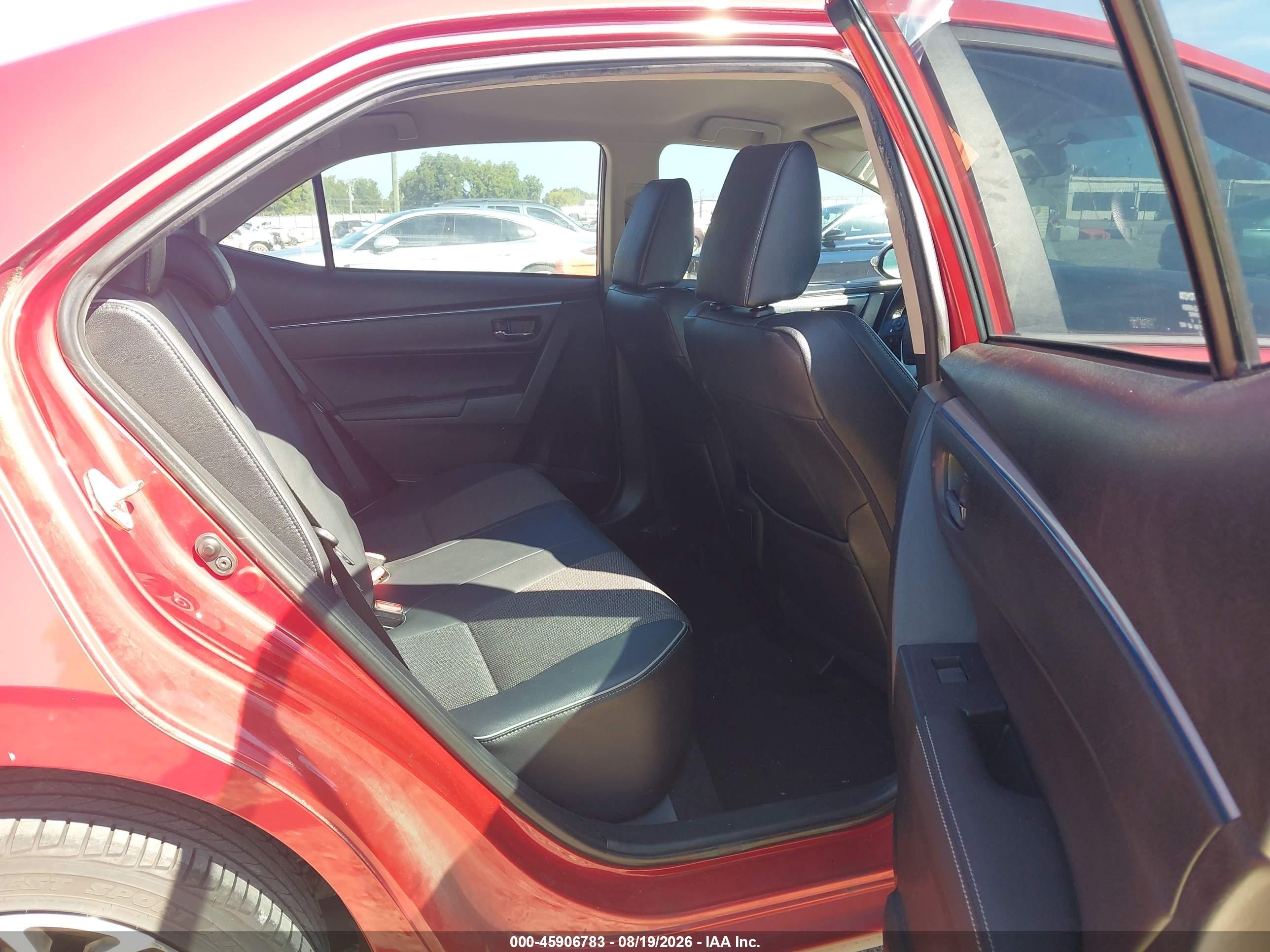 2014 Toyota Corolla S Plus Red vin: 5YFBURHE6EP120853