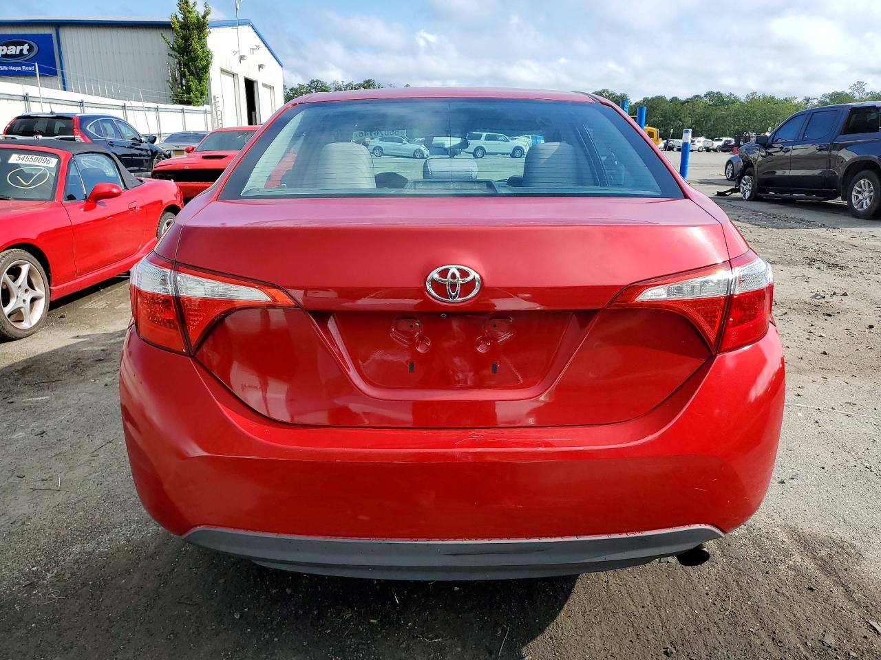 2014 Toyota Corolla Le Red vin: 5YFBURHE6EP129326