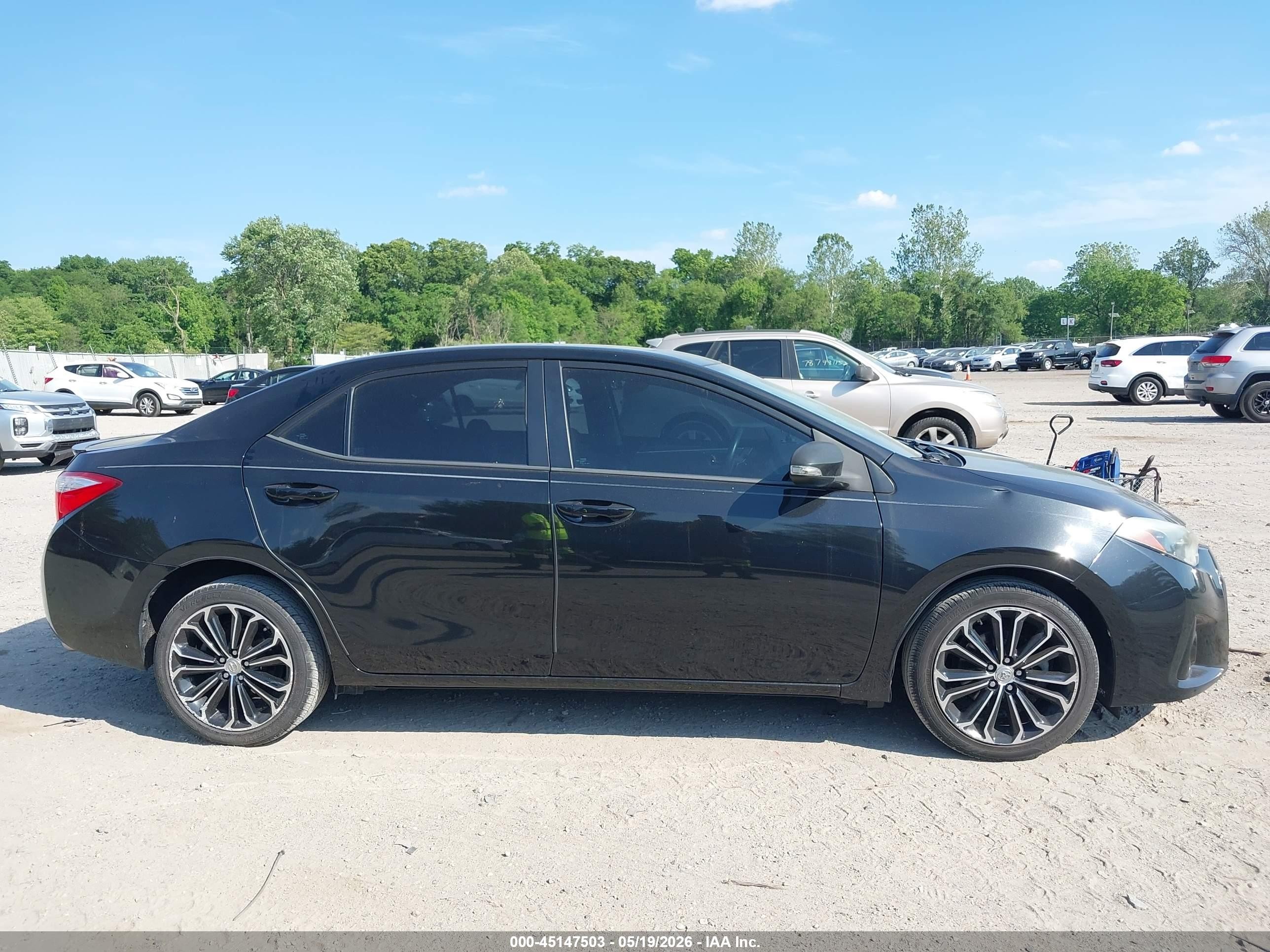 2014 Toyota Corolla S Plus Black vin: 5YFBURHE6EP131352