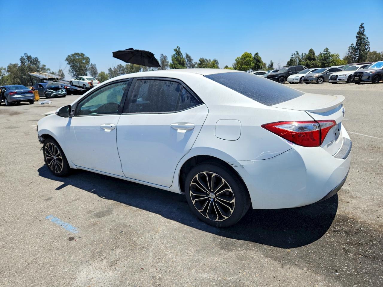 2014 Toyota Corolla S Plus Белый vin: 5YFBURHE6EP156249
