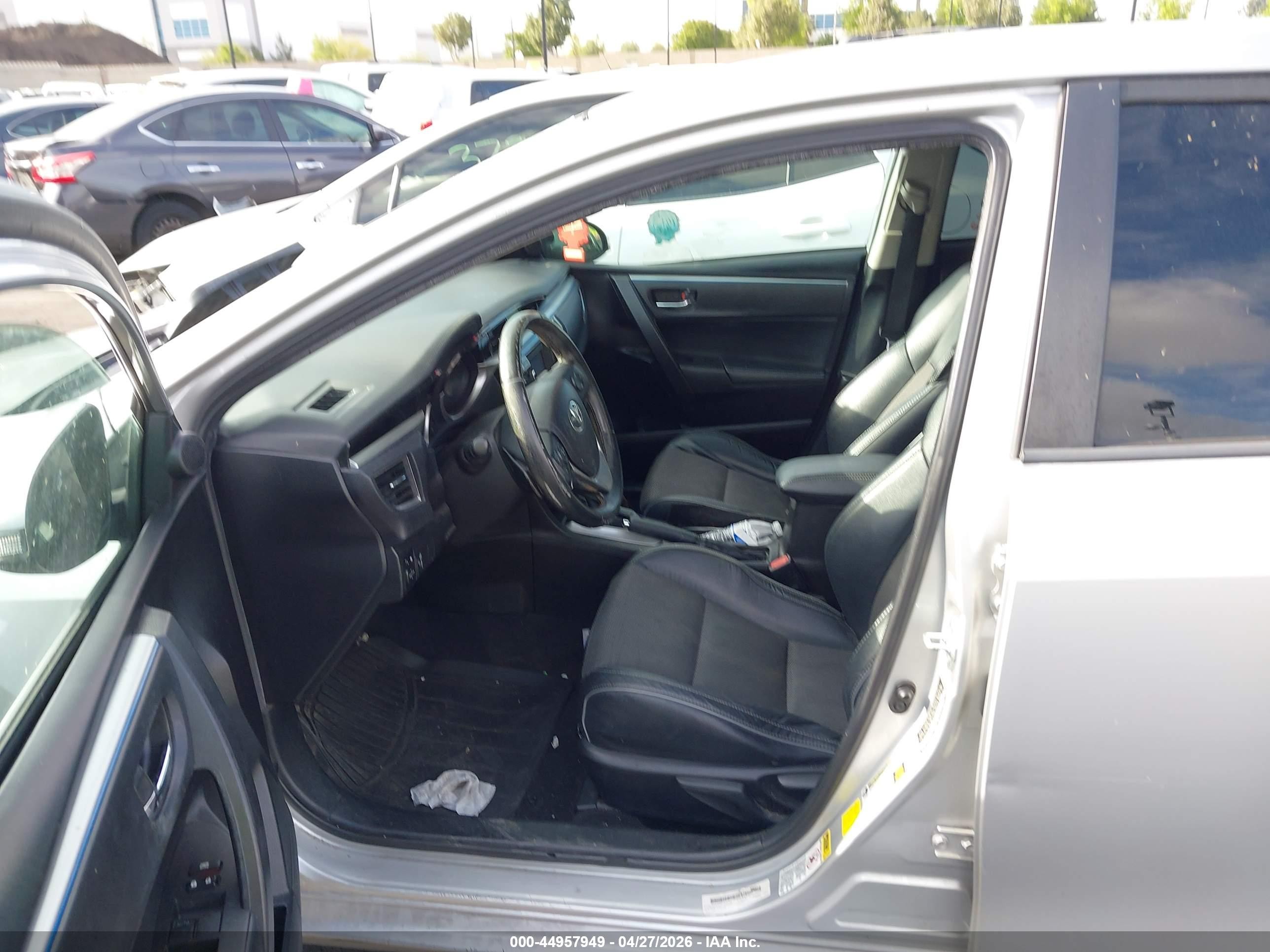 2014 Toyota Corolla S Plus Silver vin: 5YFBURHE6EP156638