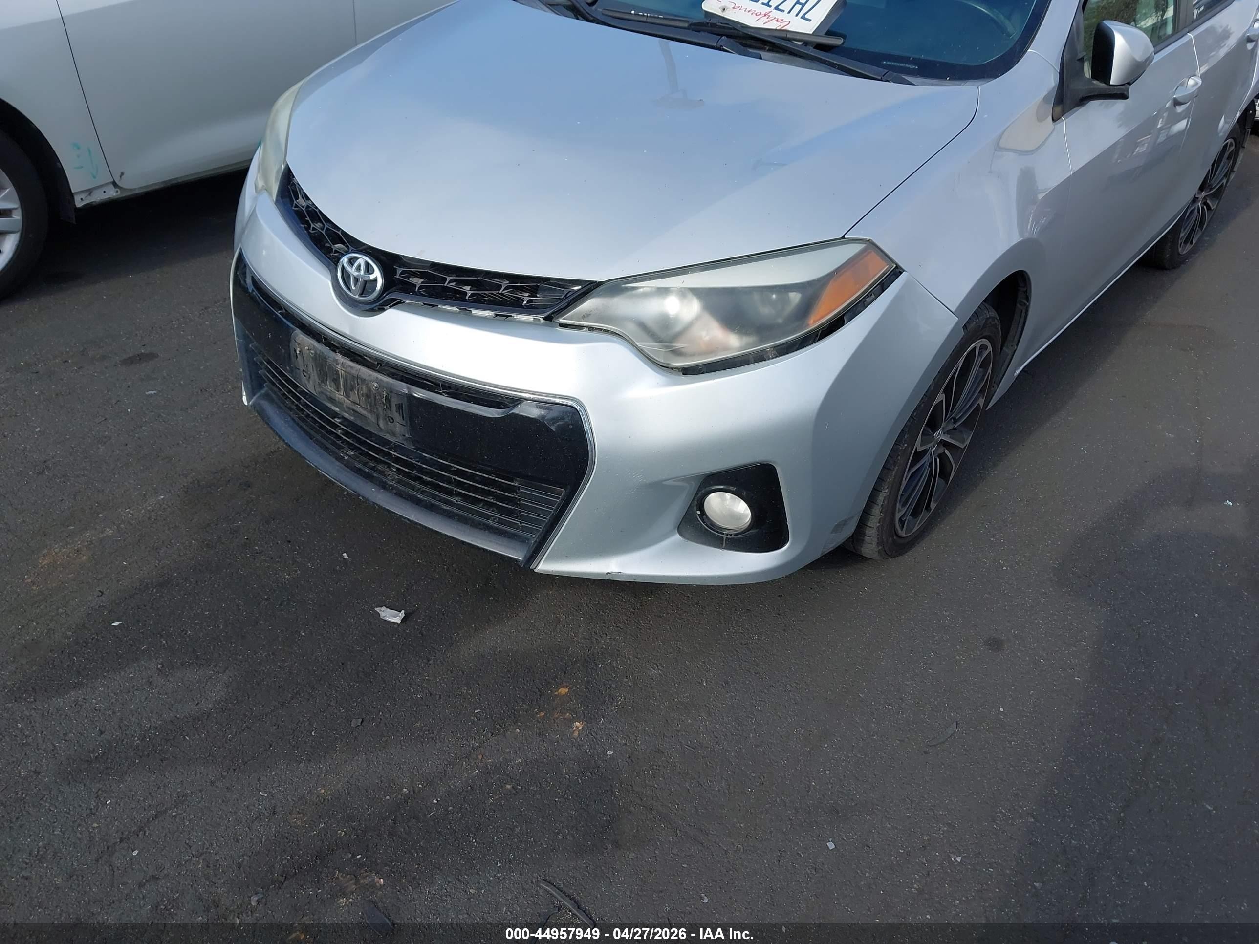 2014 Toyota Corolla S Plus Silver vin: 5YFBURHE6EP156638