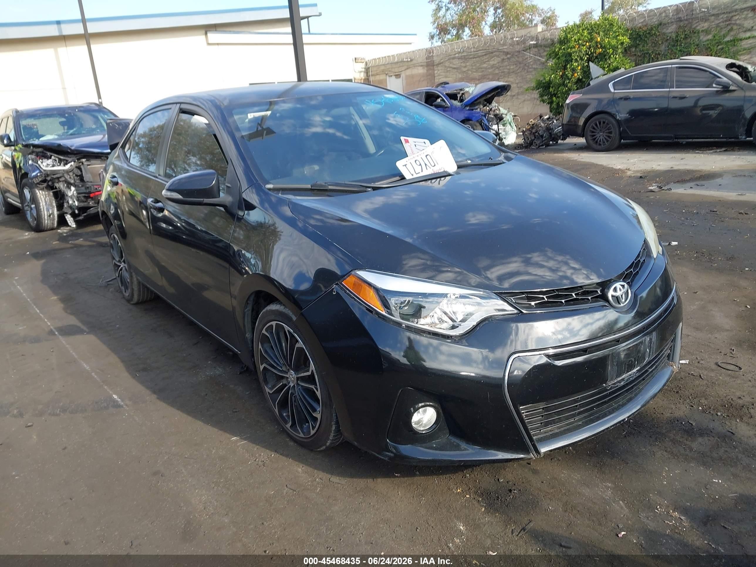 2014 Toyota Corolla S Plus Black vin: 5YFBURHE6EP176601