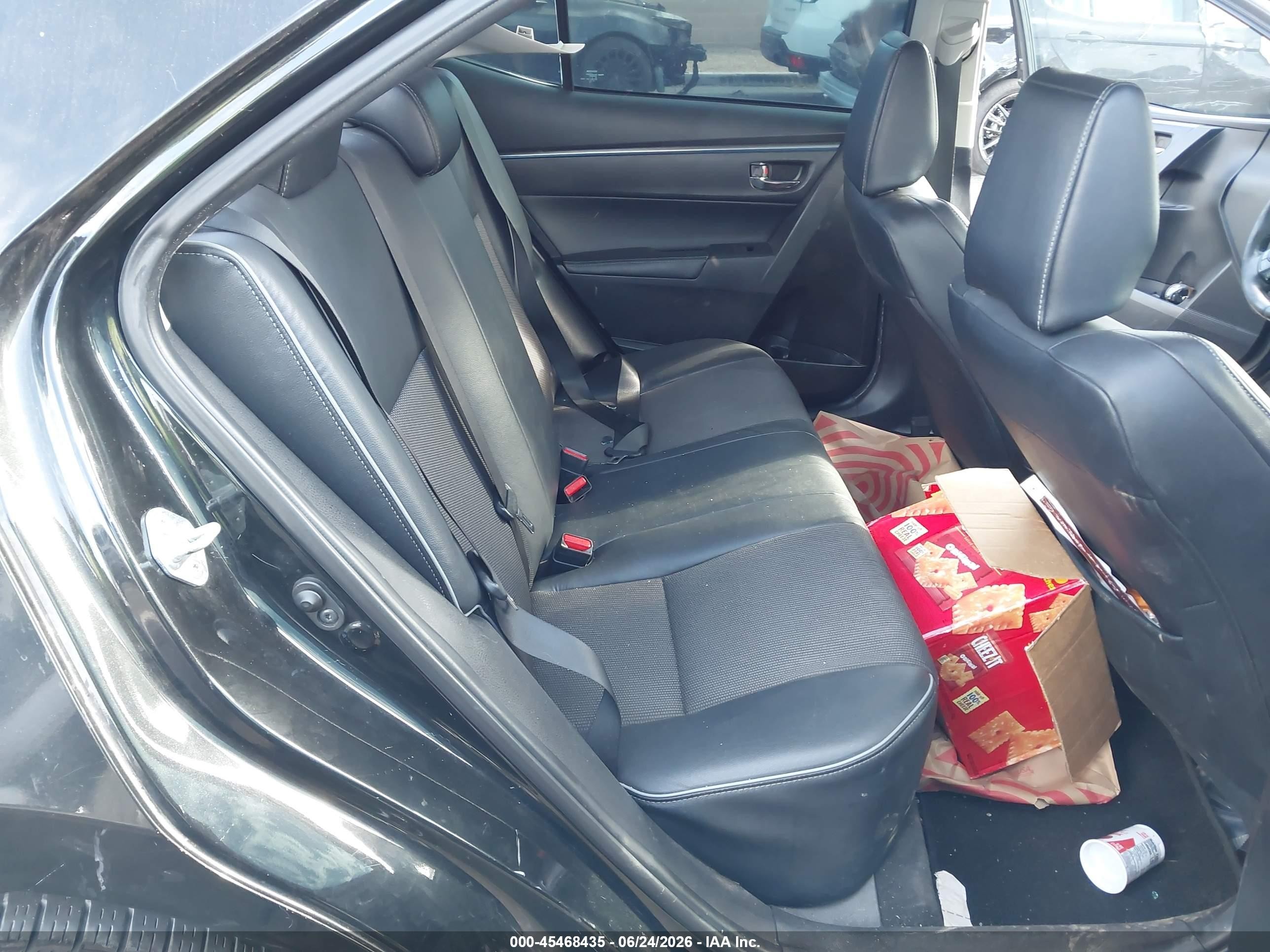 2014 Toyota Corolla S Plus Black vin: 5YFBURHE6EP176601