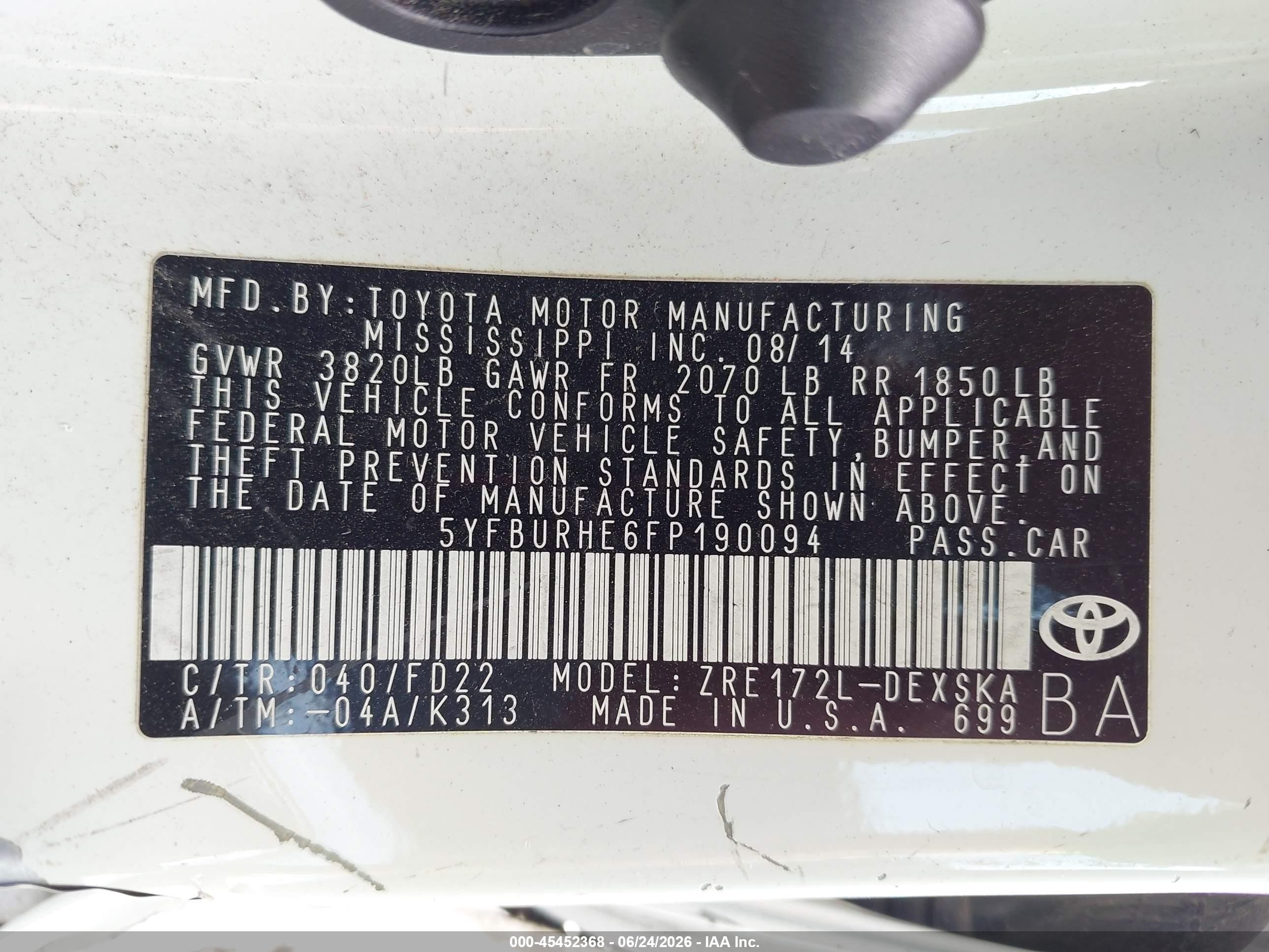 2015 Toyota Corolla S Plus White vin: 5YFBURHE6FP190094