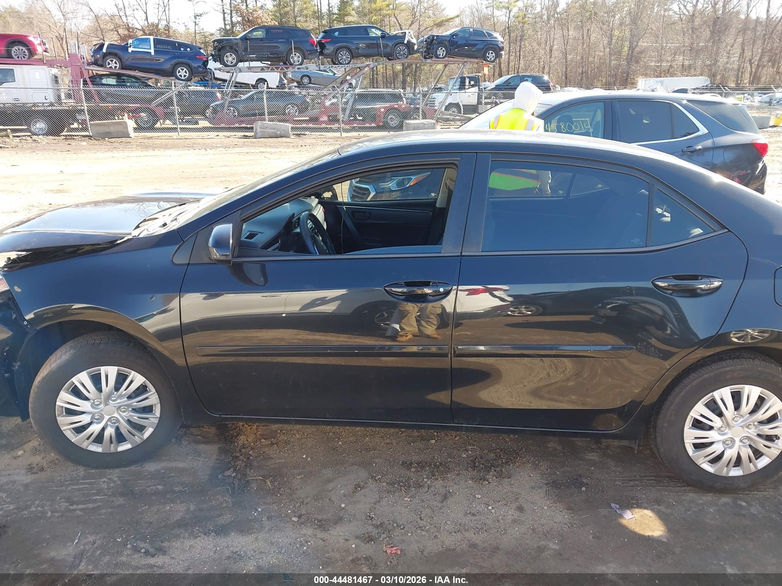 2015 Toyota Corolla L Черный vin: 5YFBURHE6FP198048