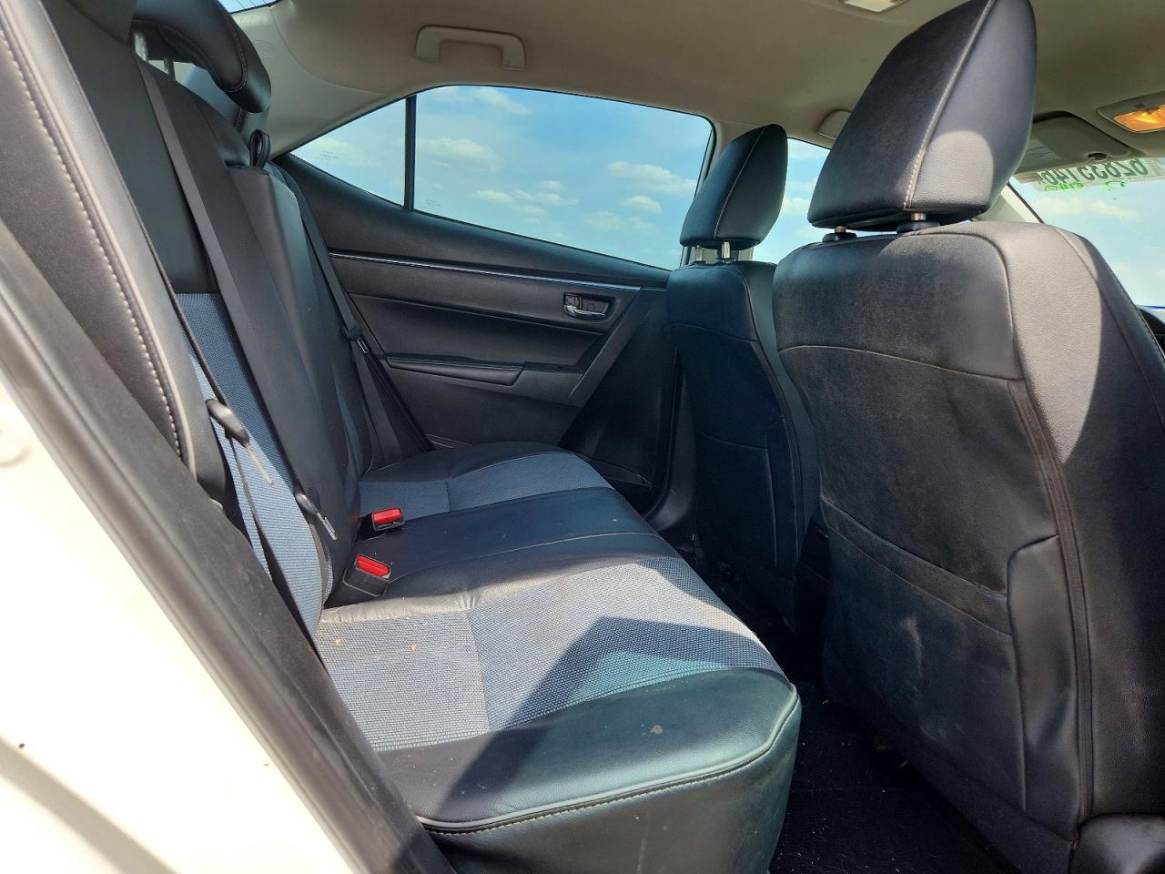 2015 Toyota Corolla S Plus Белый vin: 5YFBURHE6FP201062