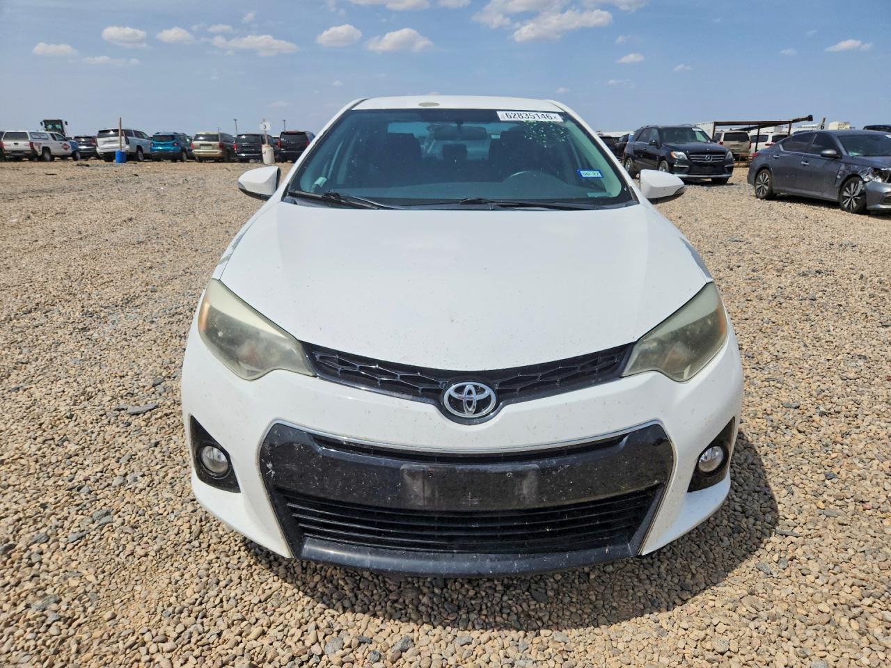 2015 Toyota Corolla S Plus Белый vin: 5YFBURHE6FP201062