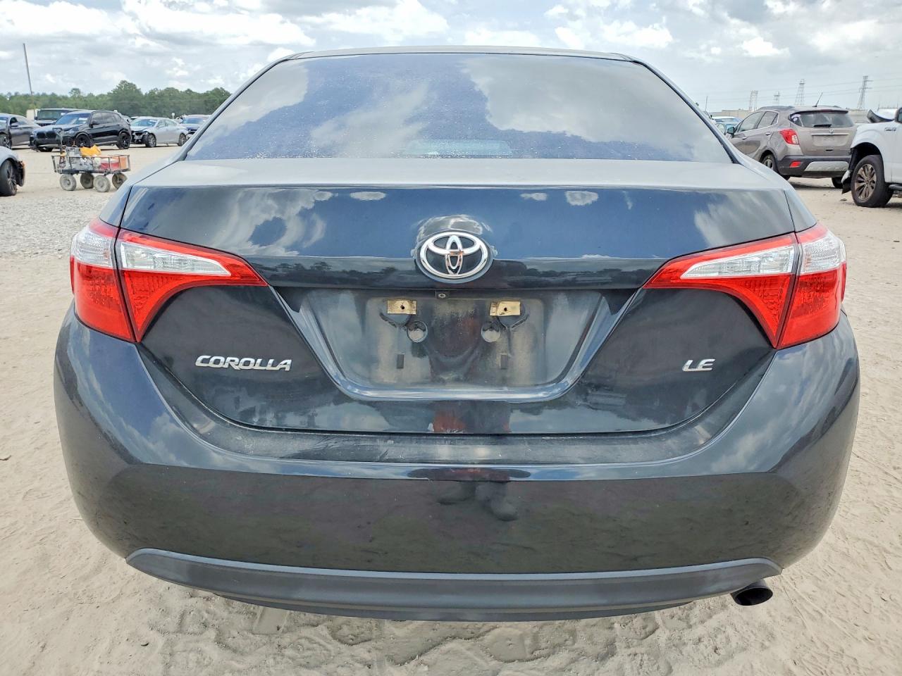 2015 Toyota Corolla Le Черный vin: 5YFBURHE6FP228259