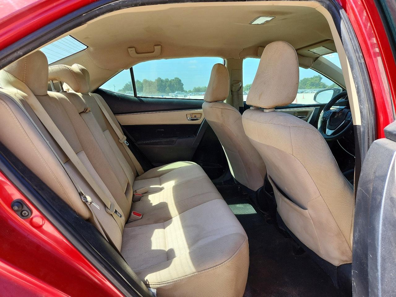 2015 Toyota Corolla Le Red vin: 5YFBURHE6FP258541