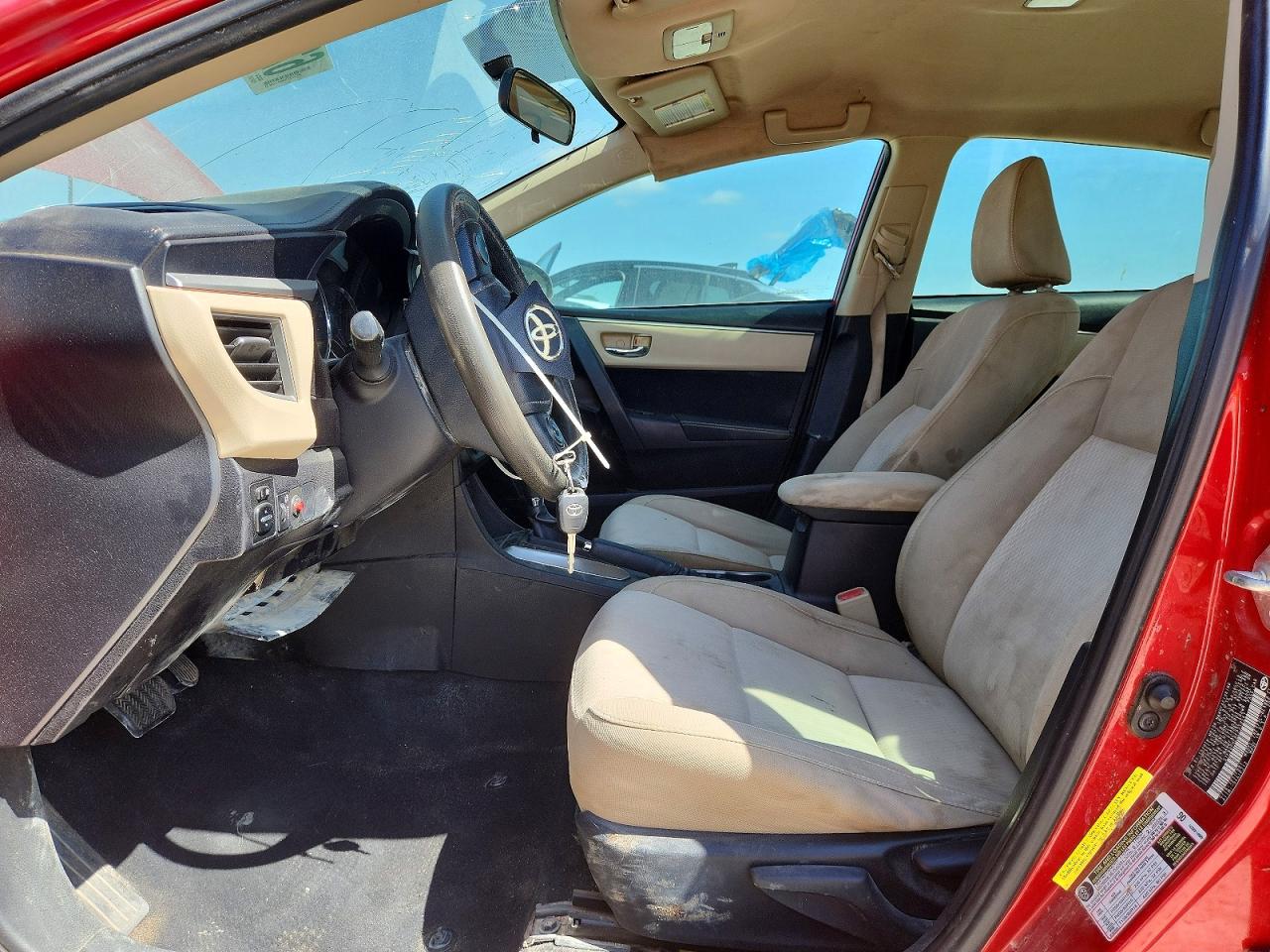 2015 Toyota Corolla Le Red vin: 5YFBURHE6FP258541