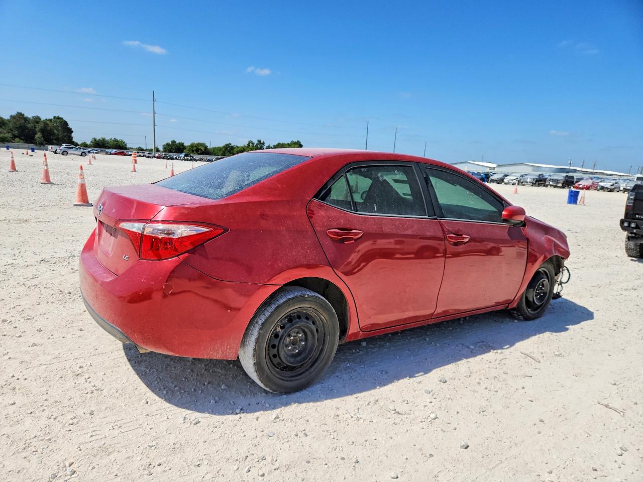 2015 Toyota Corolla Le Red vin: 5YFBURHE6FP258541