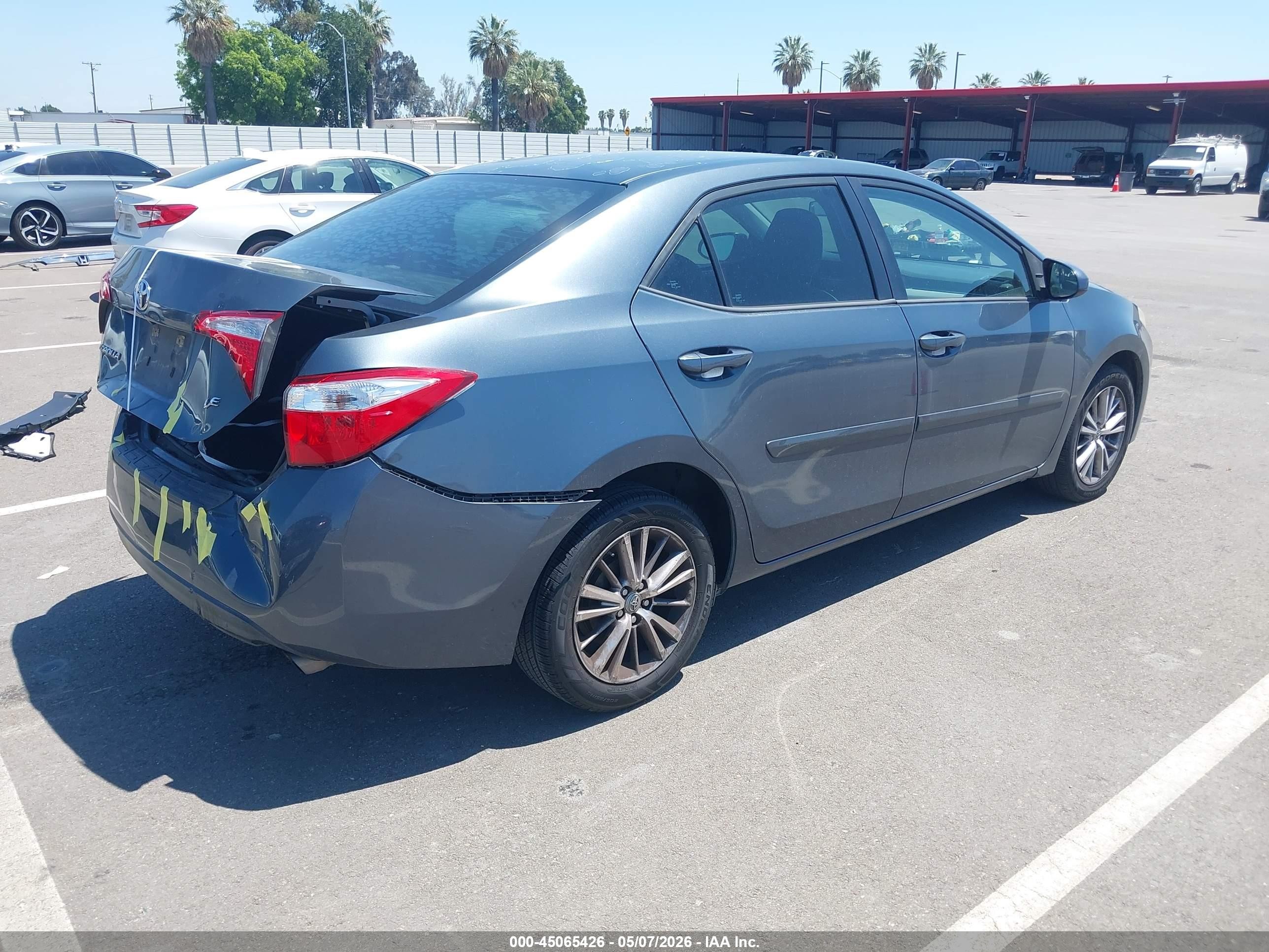2015 Toyota Corolla Le Plus Синий vin: 5YFBURHE6FP270222