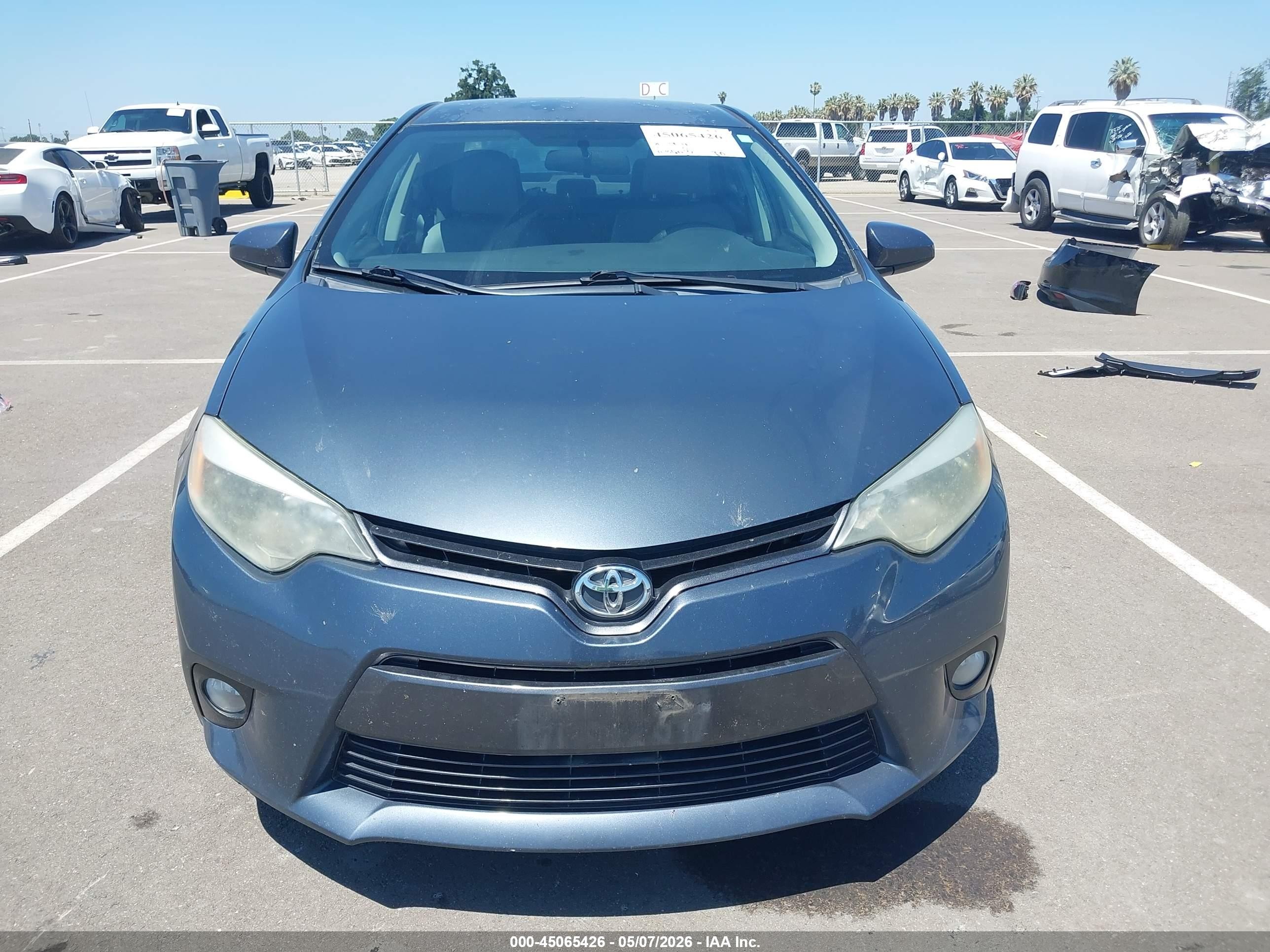 2015 Toyota Corolla Le Plus Синий vin: 5YFBURHE6FP270222