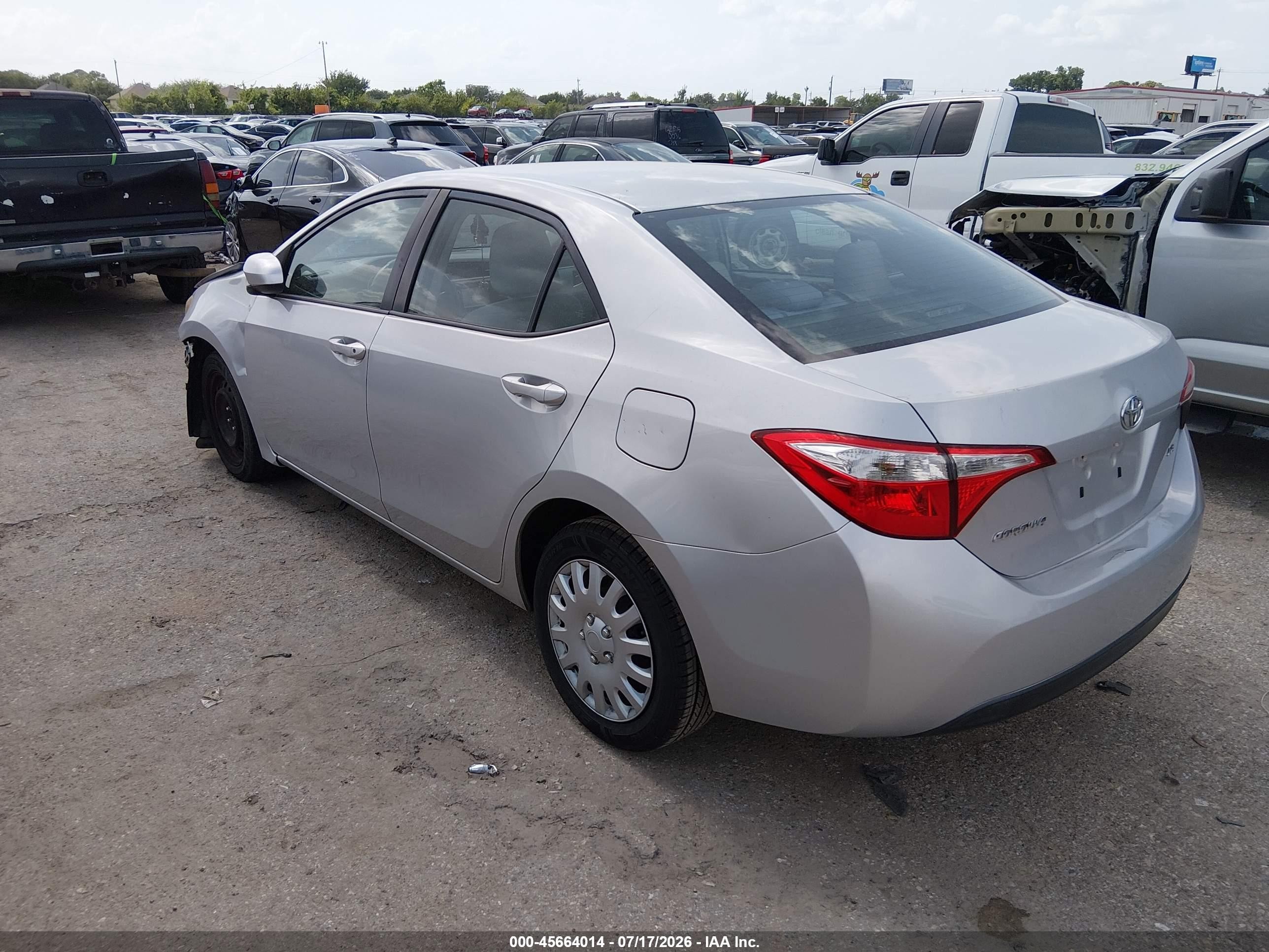 2015 Toyota Corolla Le Серебряный vin: 5YFBURHE6FP293547
