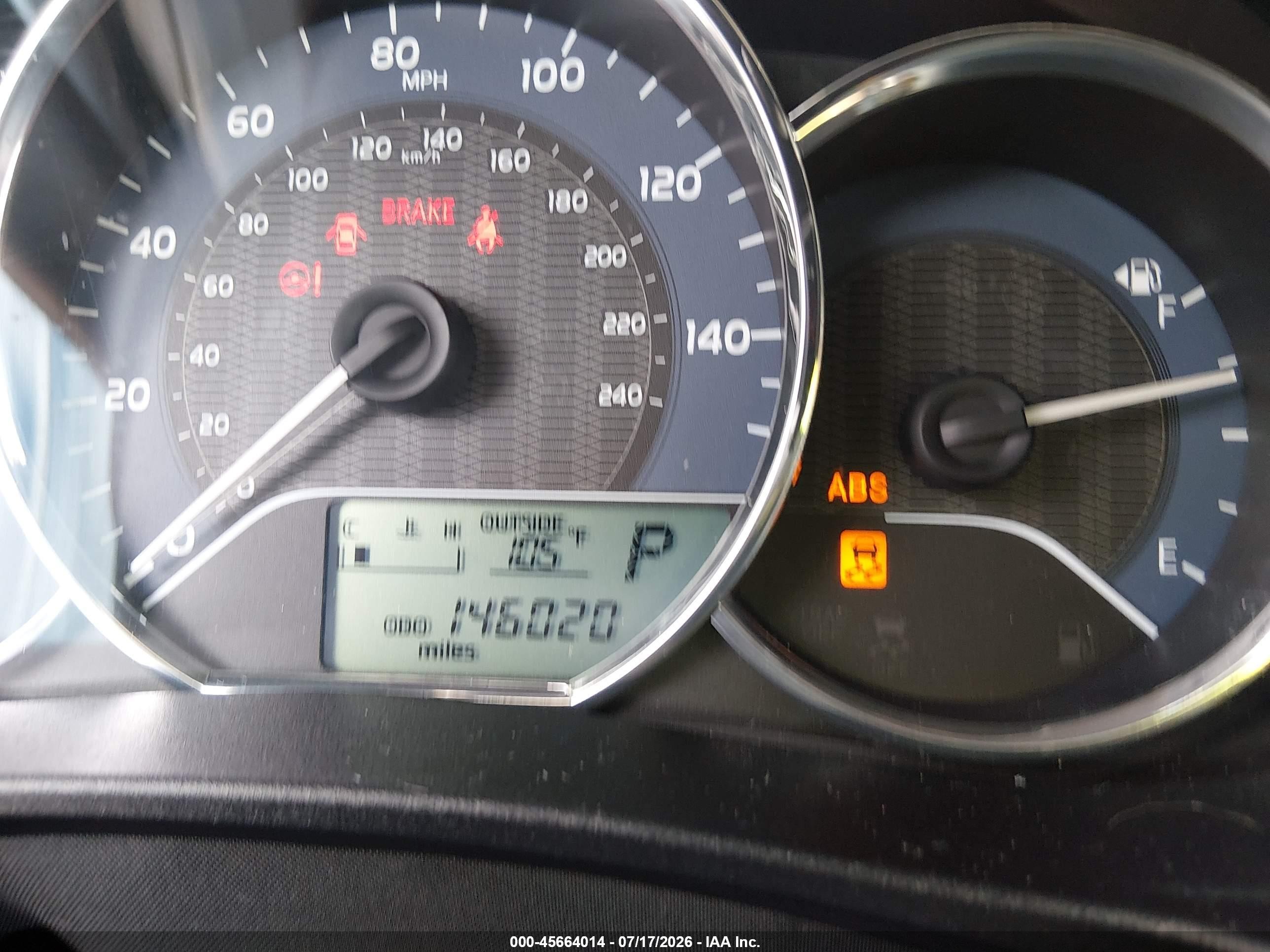2015 Toyota Corolla Le Серебряный vin: 5YFBURHE6FP293547