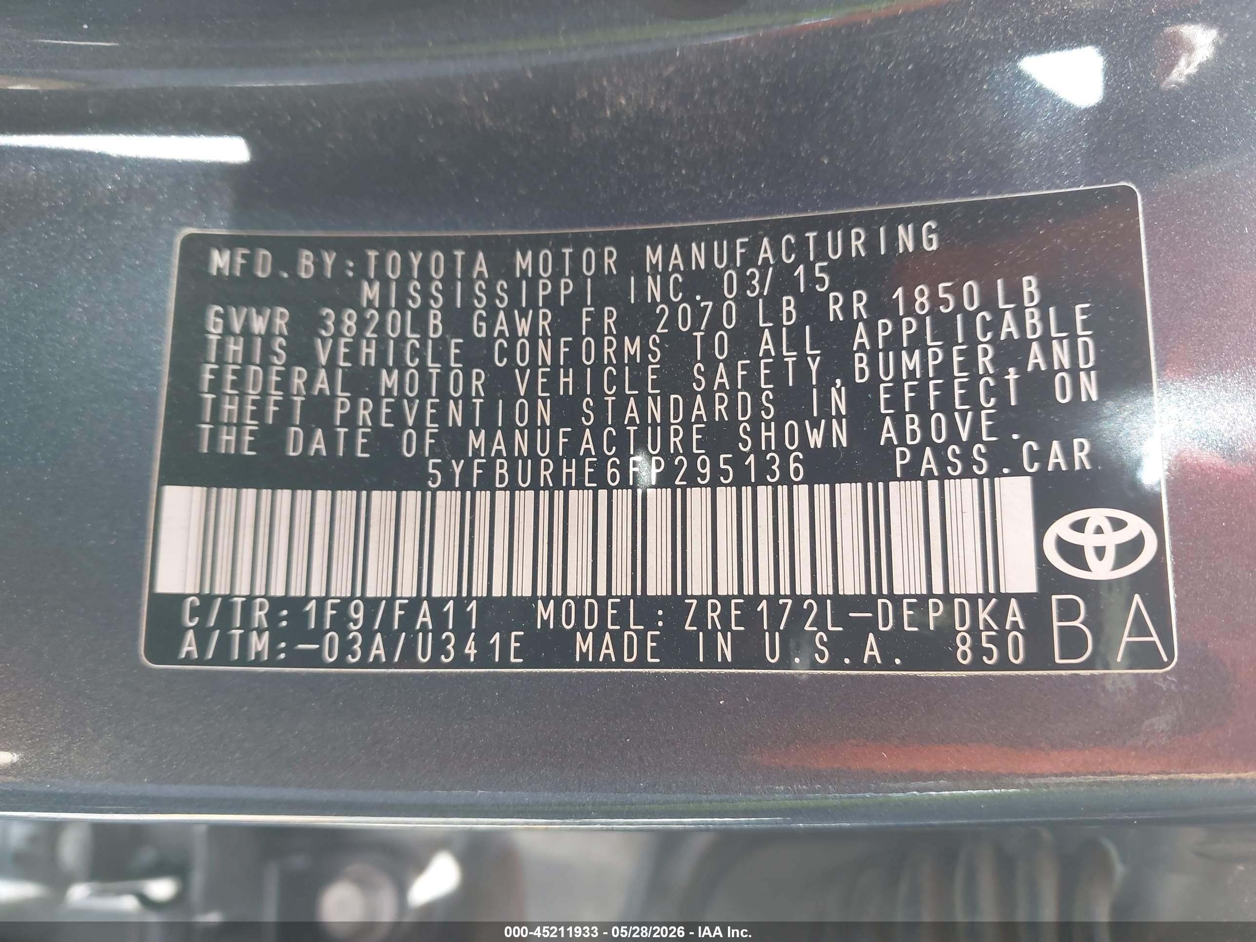 2015 Toyota Corolla L Gray vin: 5YFBURHE6FP295136