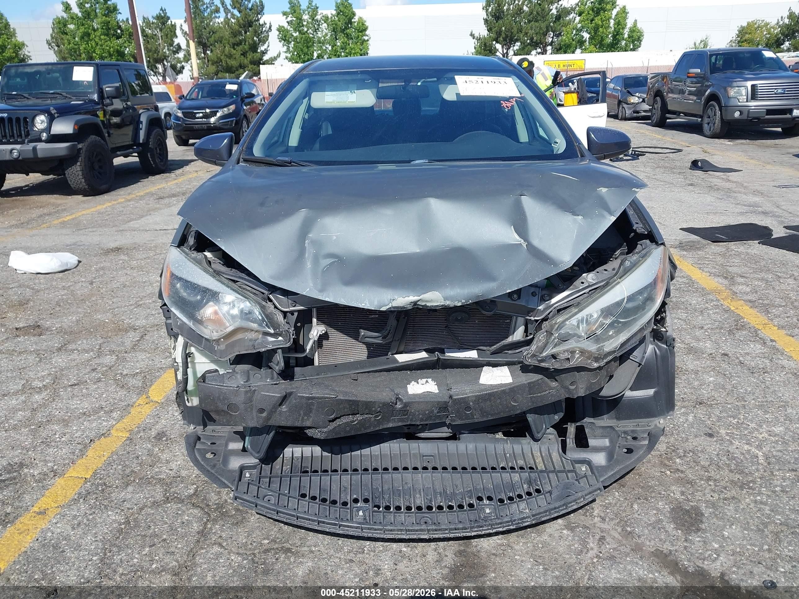 2015 Toyota Corolla L Gray vin: 5YFBURHE6FP295136