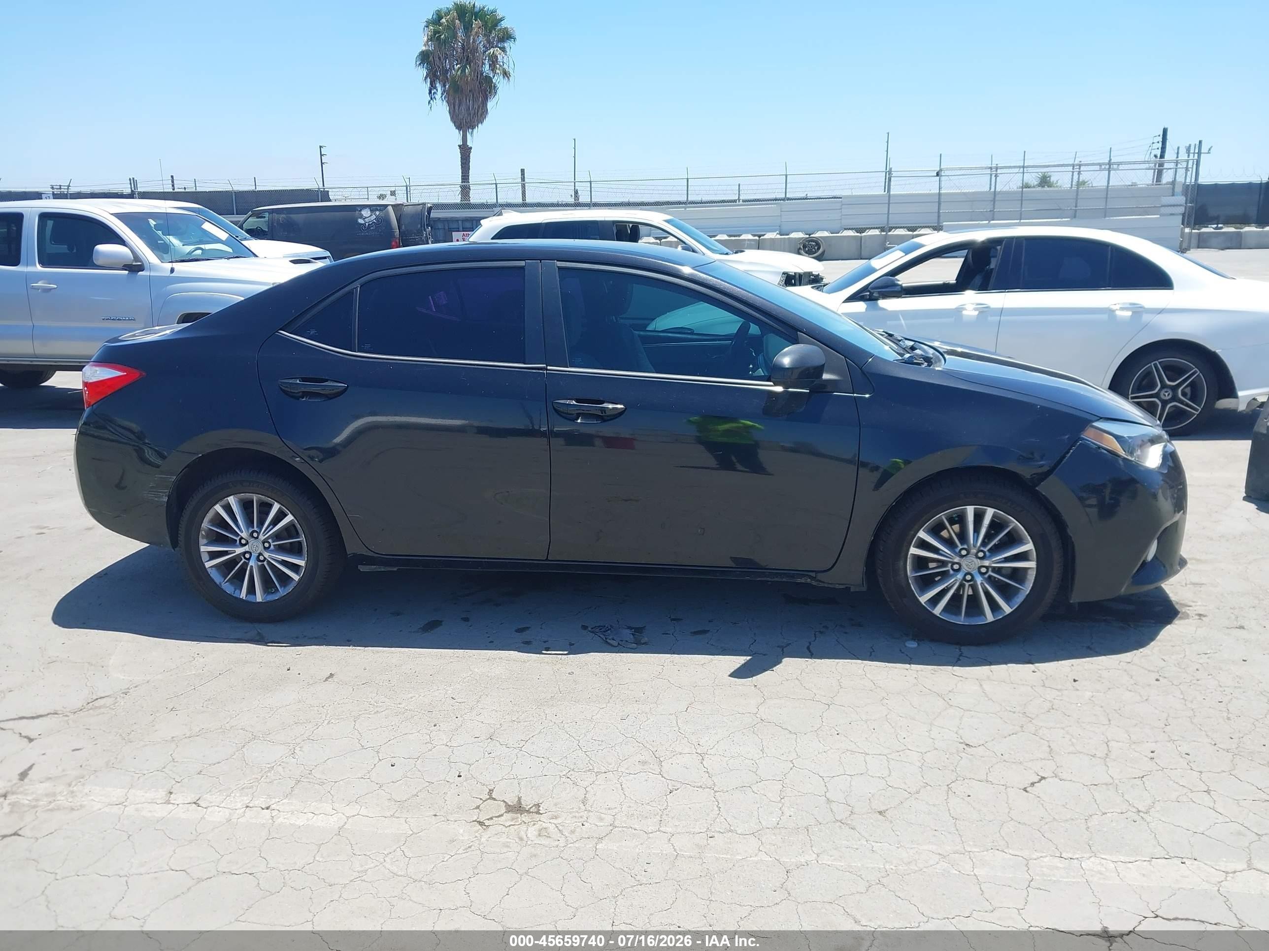 2015 Toyota Corolla Le Plus Черный vin: 5YFBURHE6FP296903