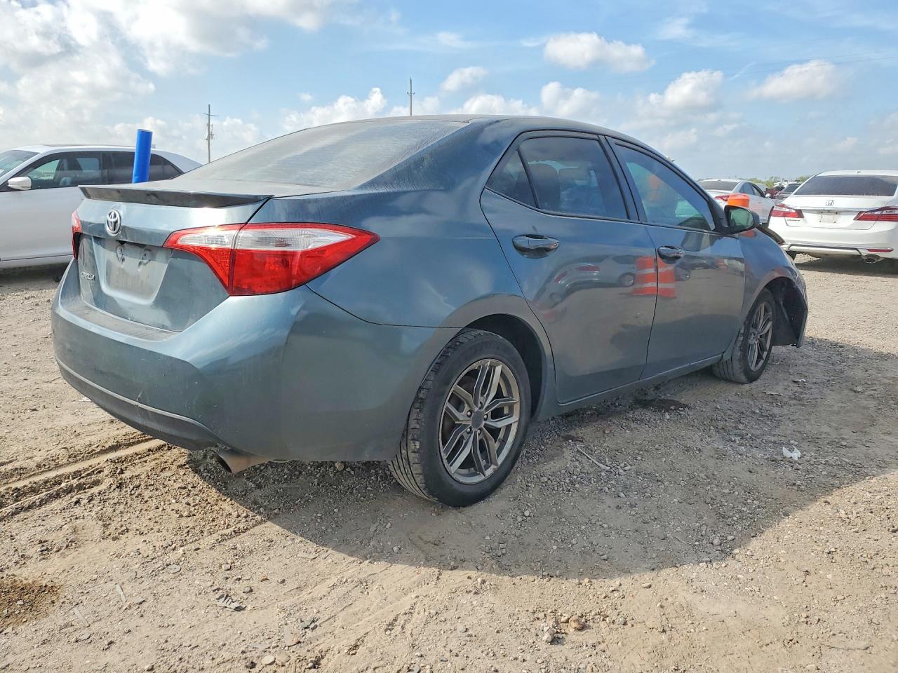 2015 Toyota Corolla Le Бирюзовый vin: 5YFBURHE6FP306586