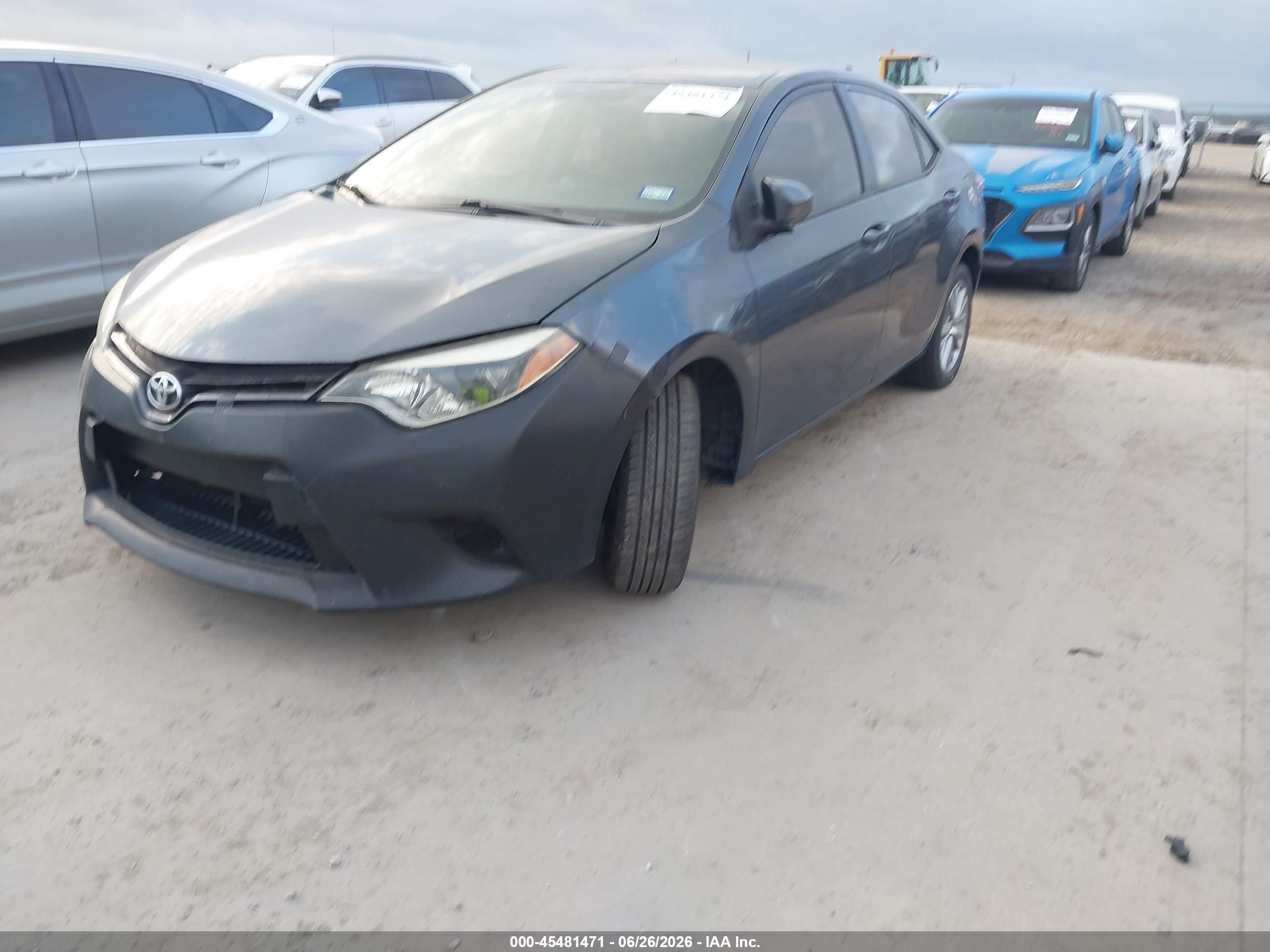 2015 Toyota Corolla Le Plus Blue vin: 5YFBURHE6FP310864